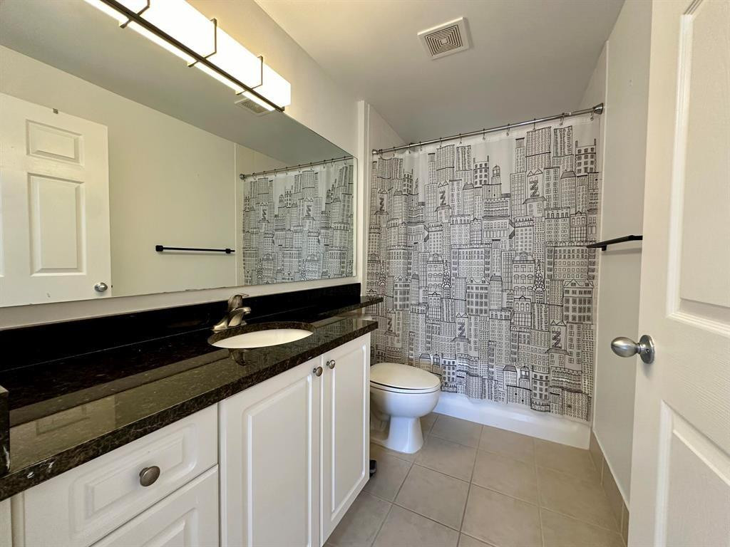 TOWER CONDO AT CITYPLACE - Residential Lease