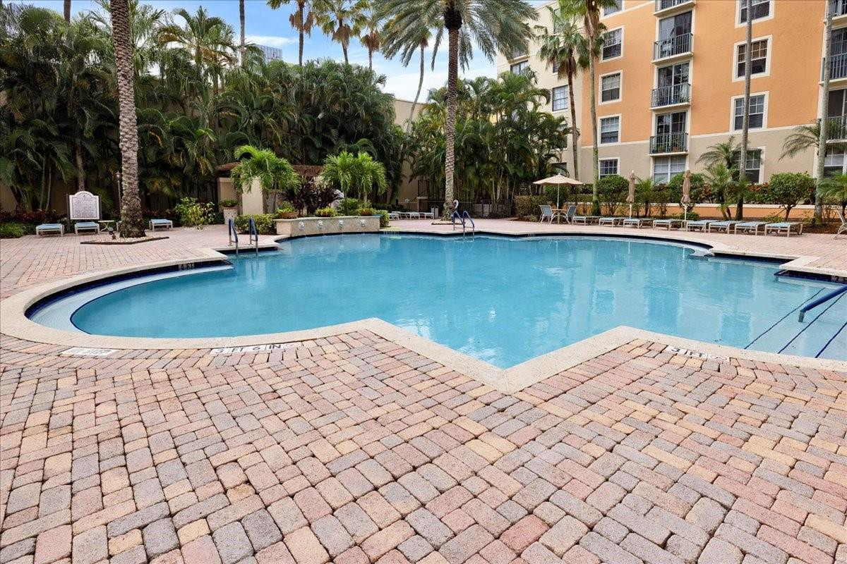 TOWER CONDO AT CITYPLACE - Residential Lease