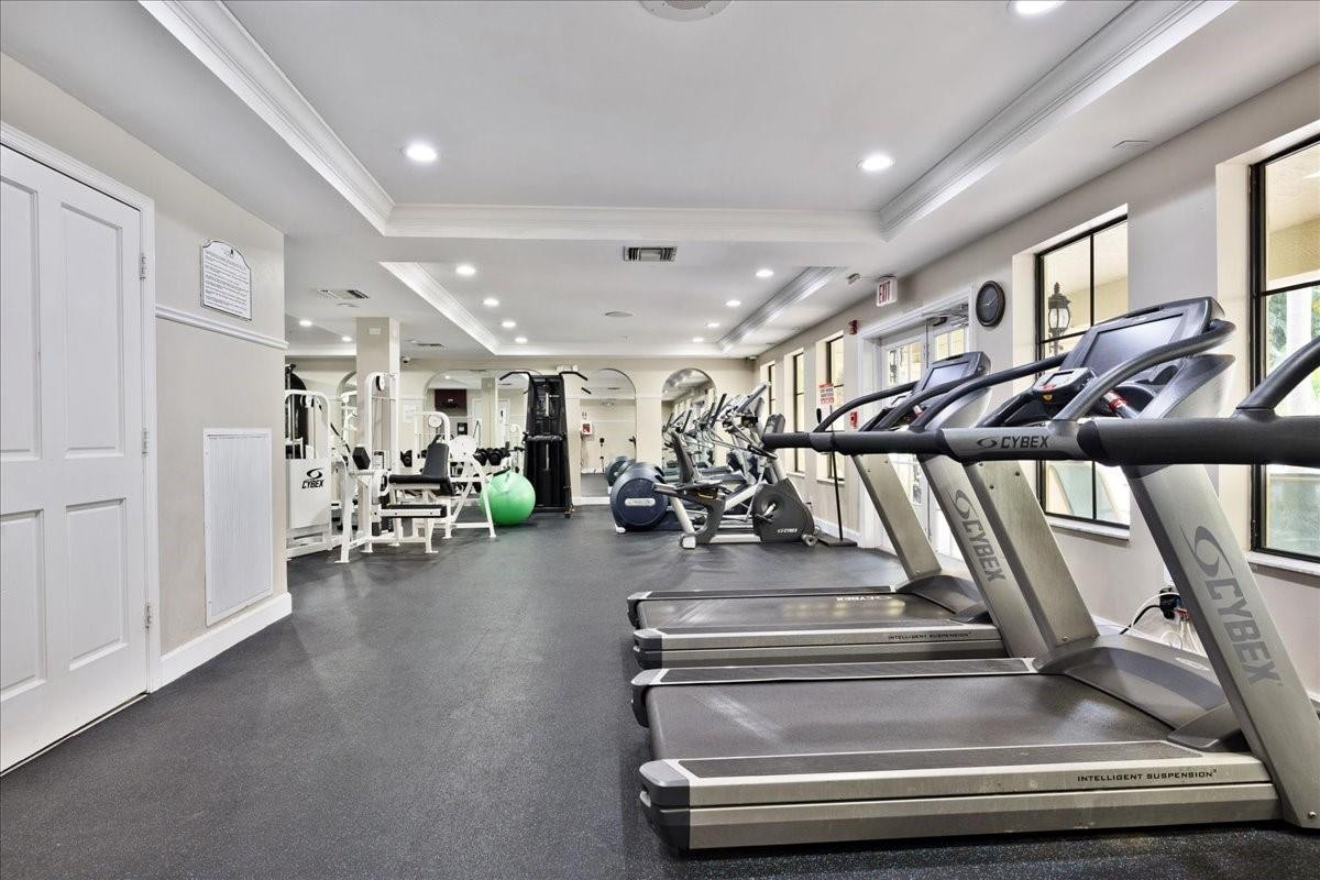 TOWER CONDO AT CITYPLACE - Residential Lease