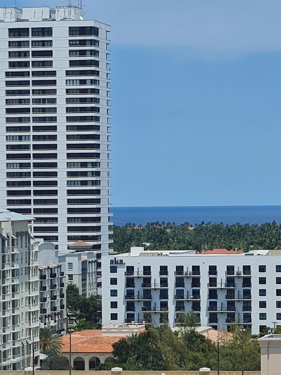 TOWER CONDO AT CITYPLACE - Residential Lease