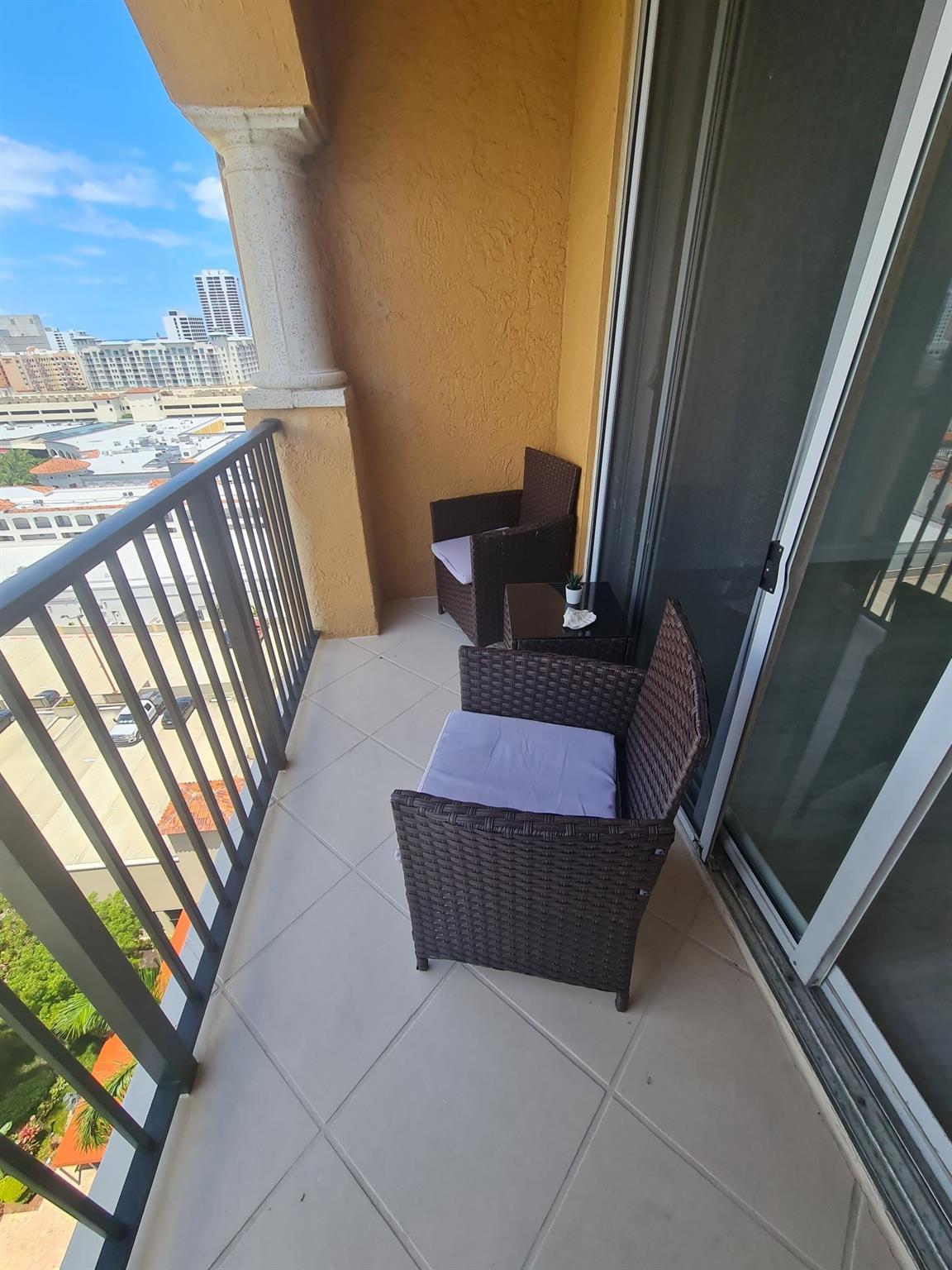 TOWER CONDO AT CITYPLACE - Residential Lease