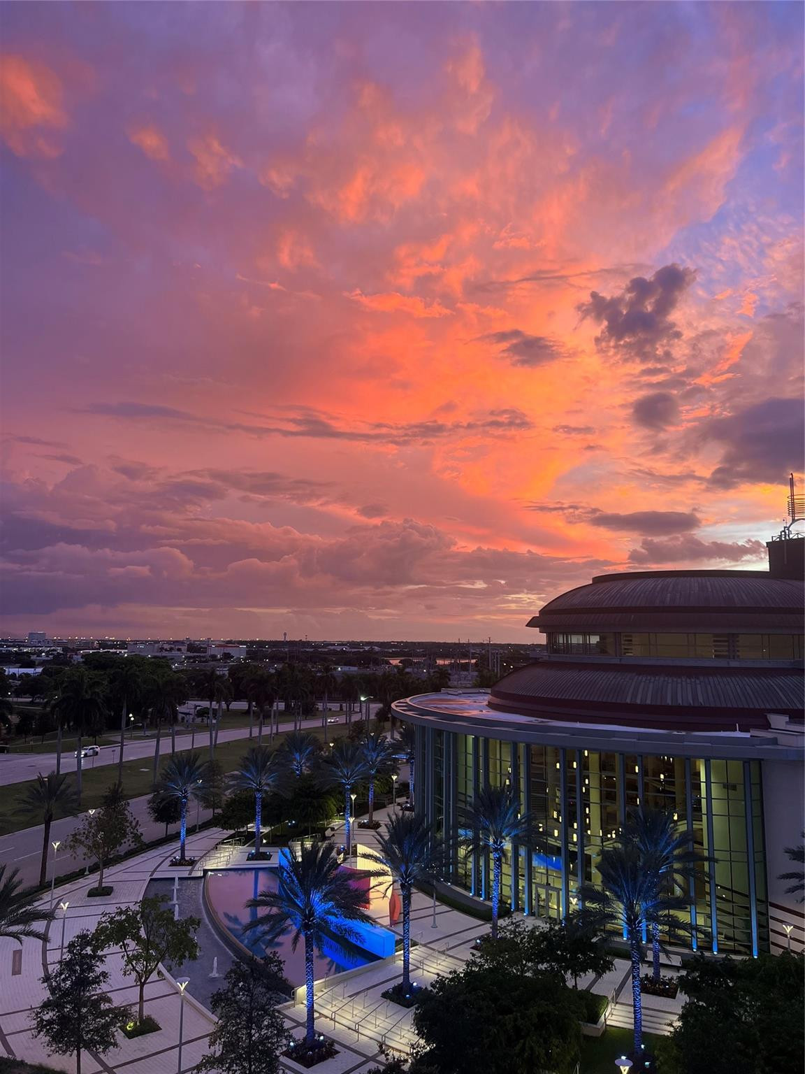 TOWER CONDO AT CITYPLACE - Residential Lease