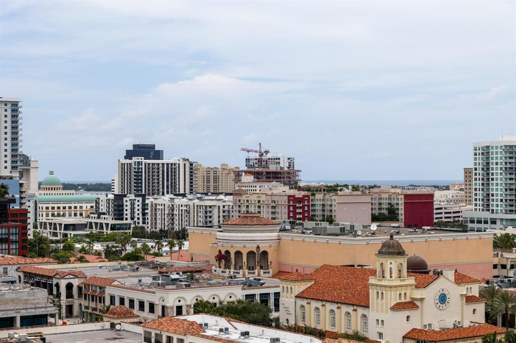 TOWER CONDO AT CITYPLACE - Residential Lease