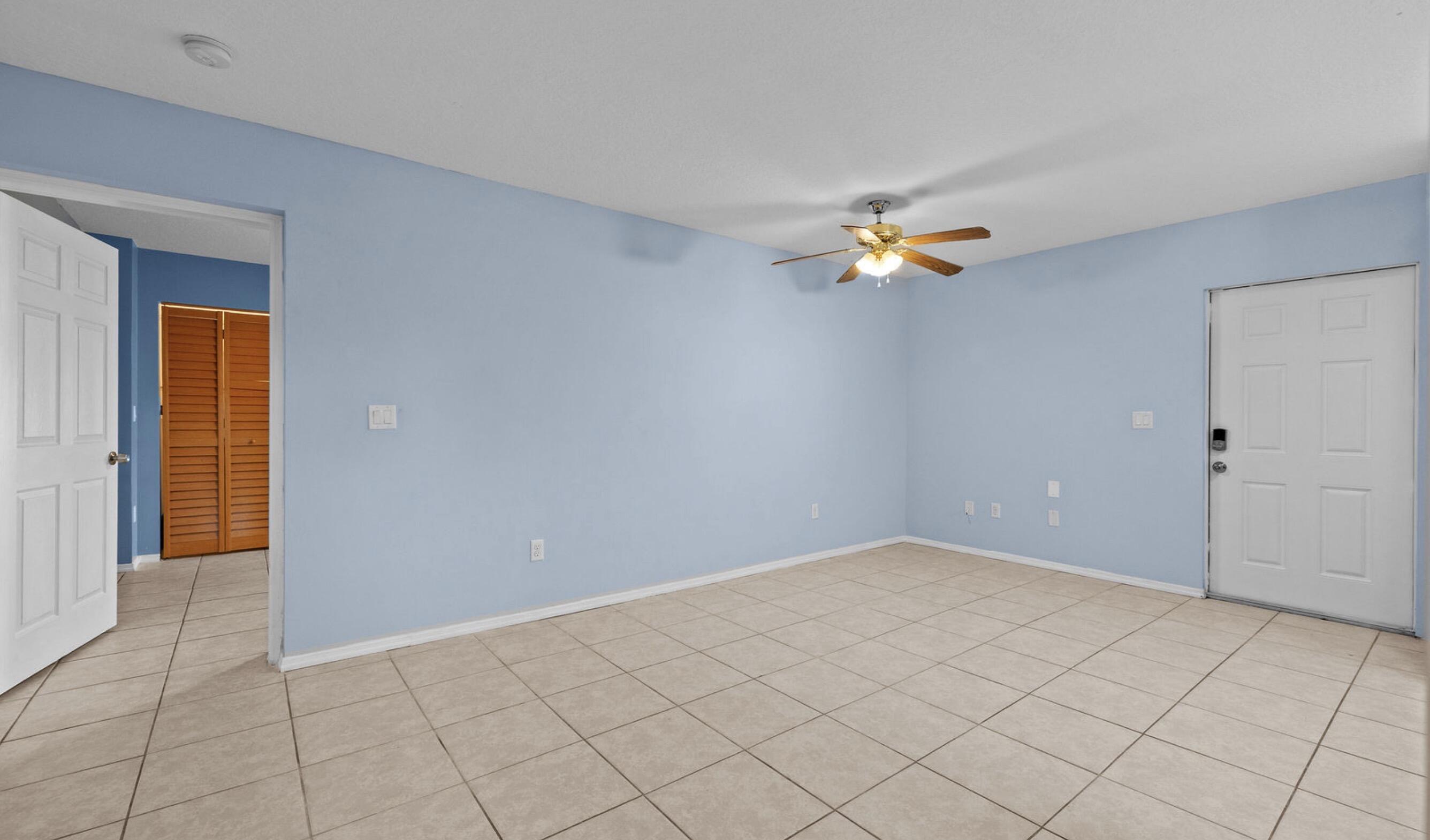 RIVER PARK-UNIT 4 - Residential Lease