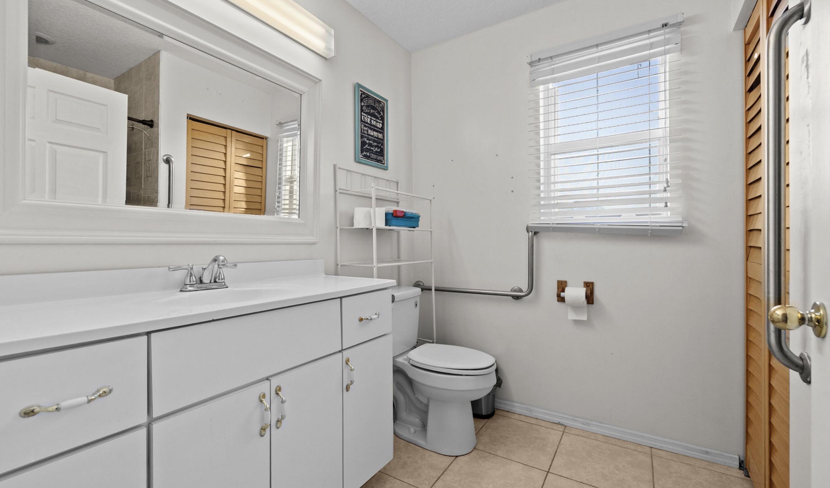 RIVER PARK-UNIT 4 - Residential Lease
