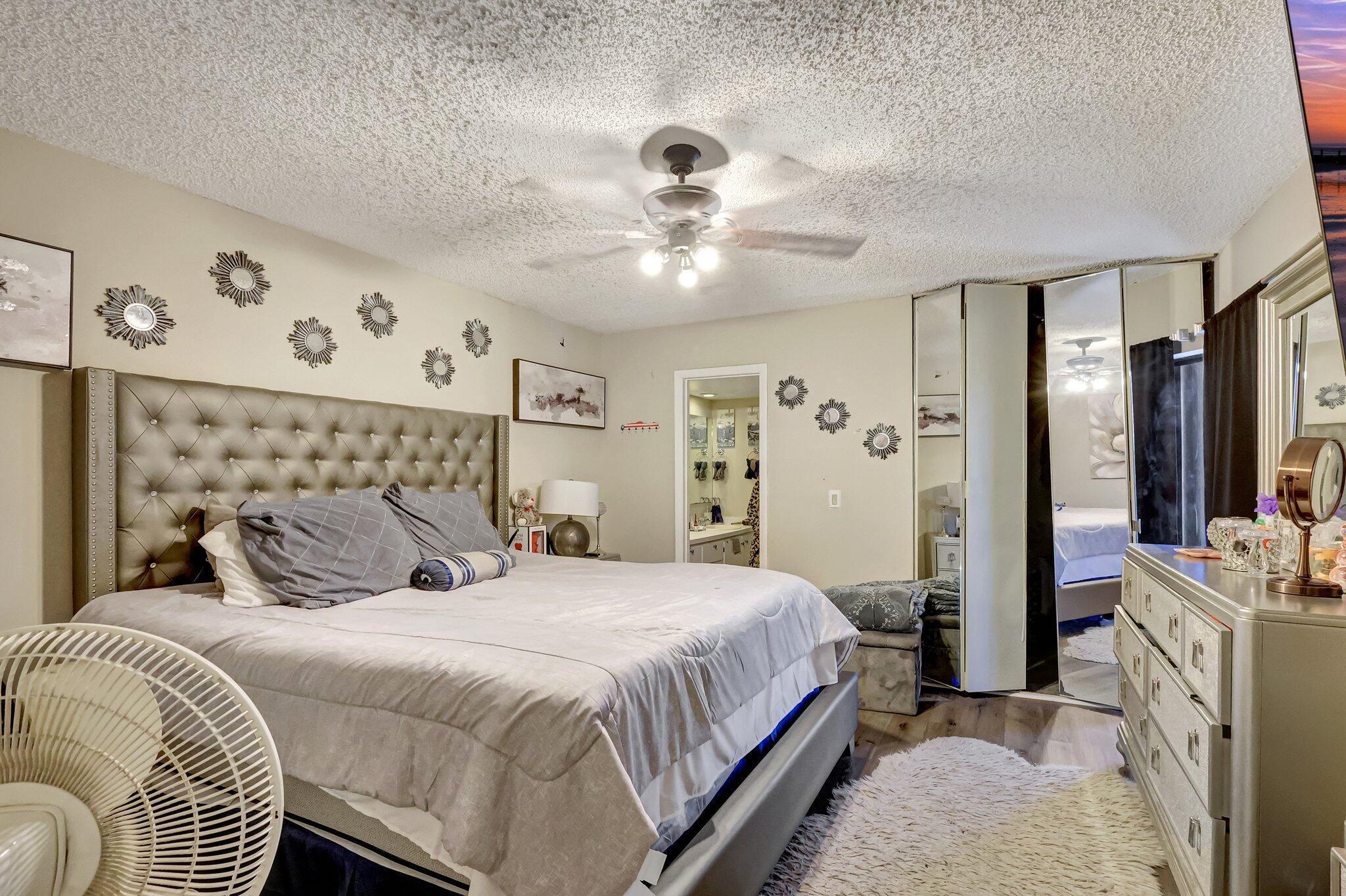 RIVER PINES - Residential