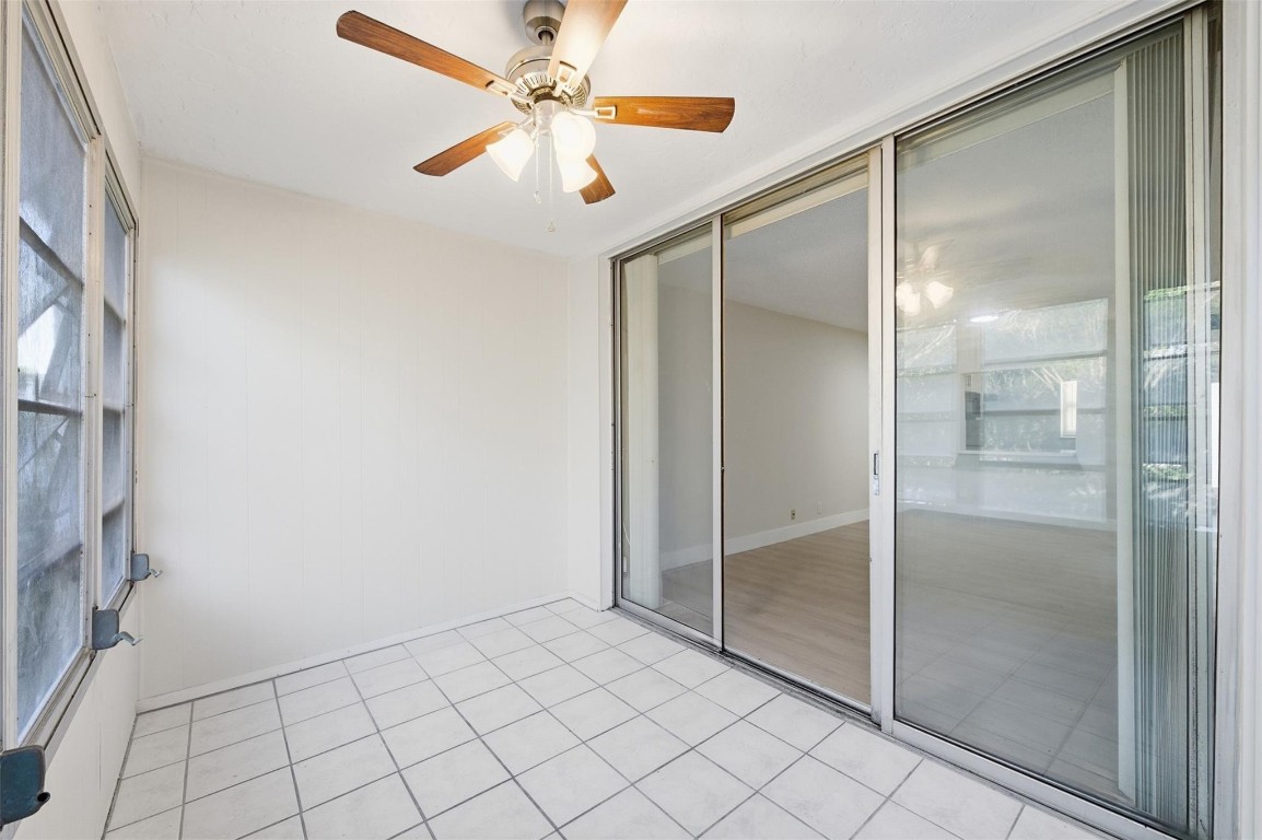 Pine Island Ridge Condo - Residential