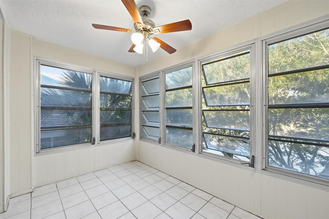 Pine Island Ridge Condo - Residential