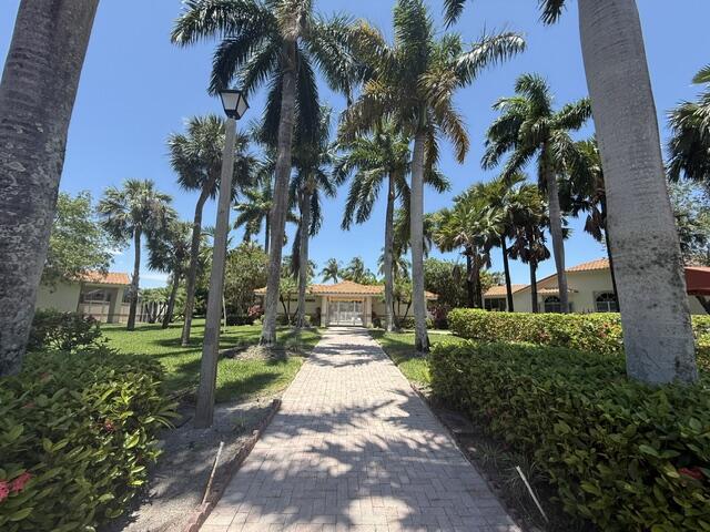 PALM AIRE OAKS COURSE ESTATES - Residential
