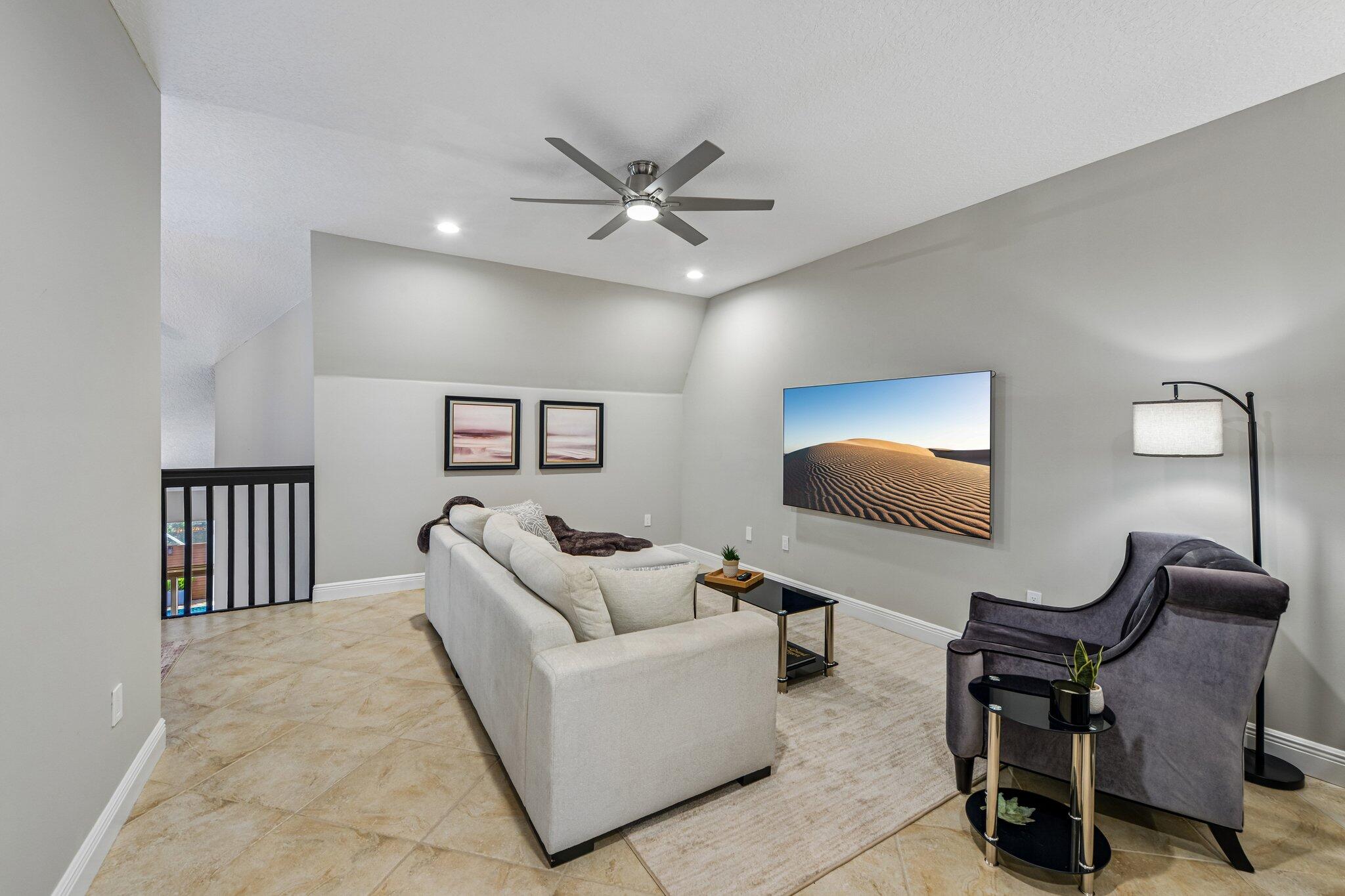 PALM AIRE OAKS COURSE ESTATES - Residential