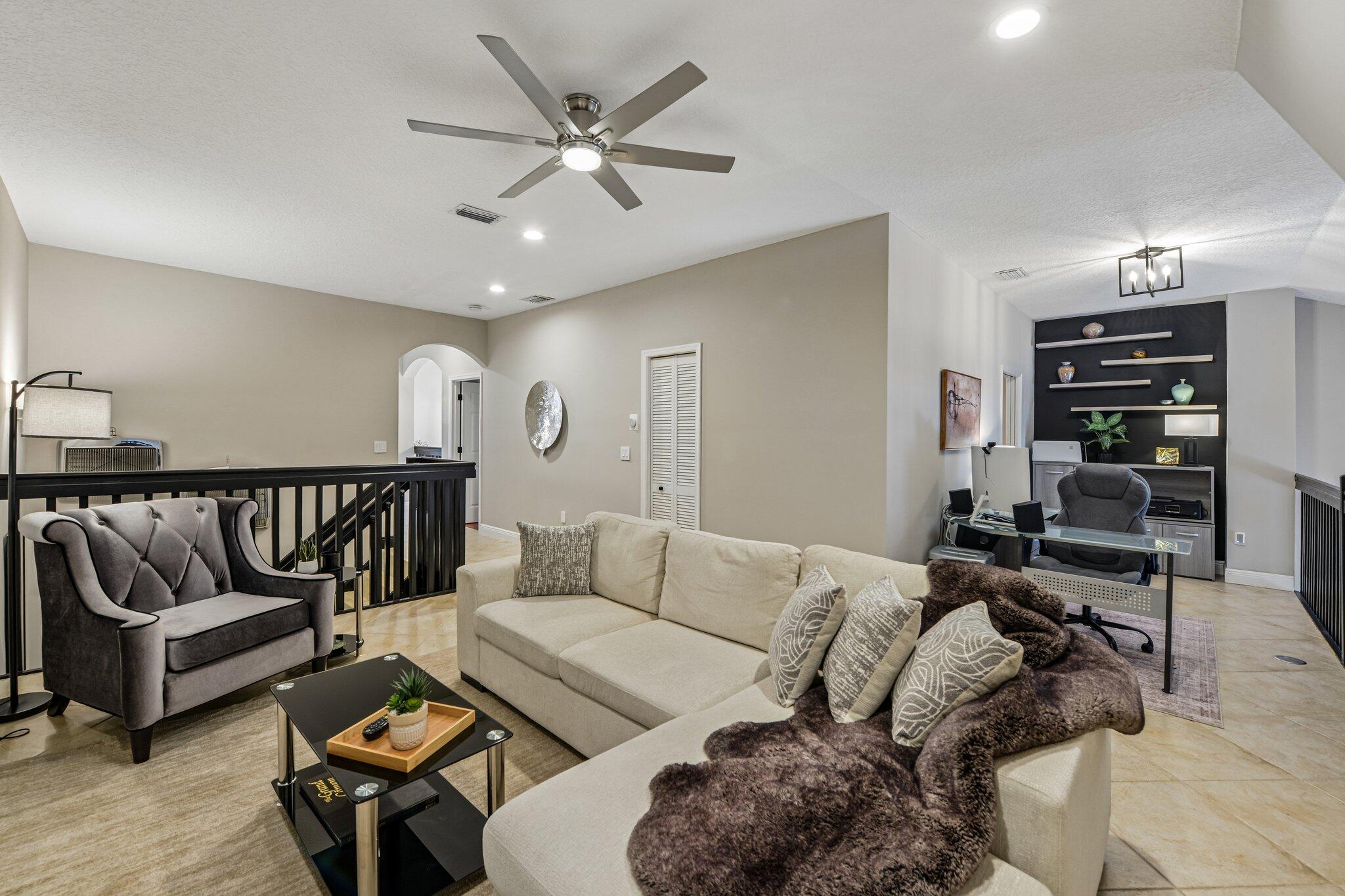 PALM AIRE OAKS COURSE ESTATES - Residential