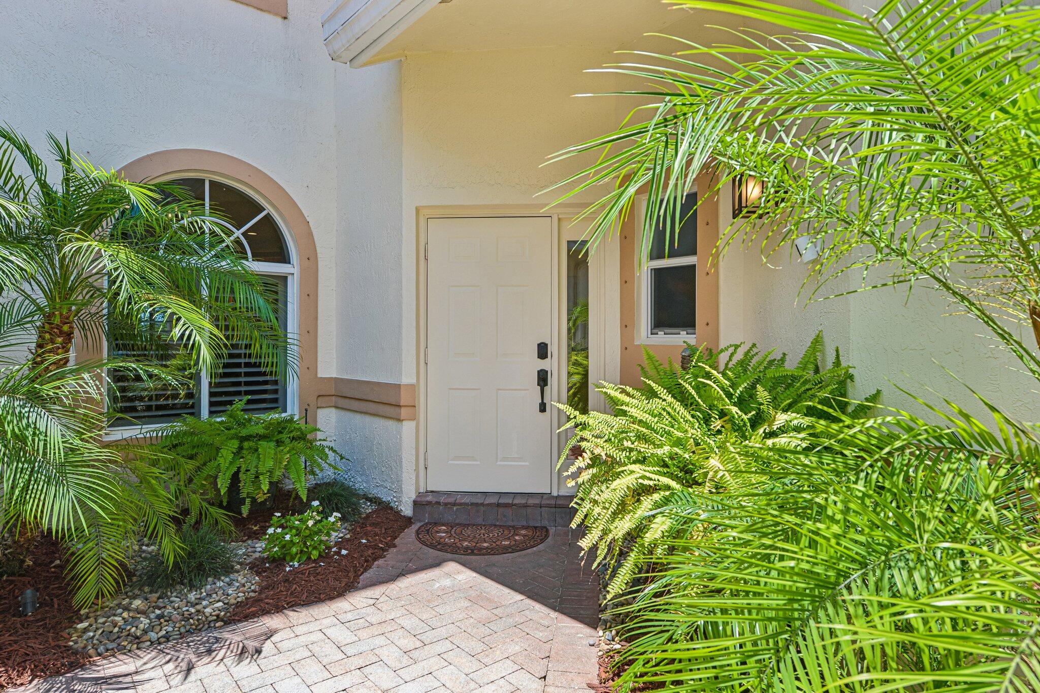 PALM AIRE OAKS COURSE ESTATES - Residential