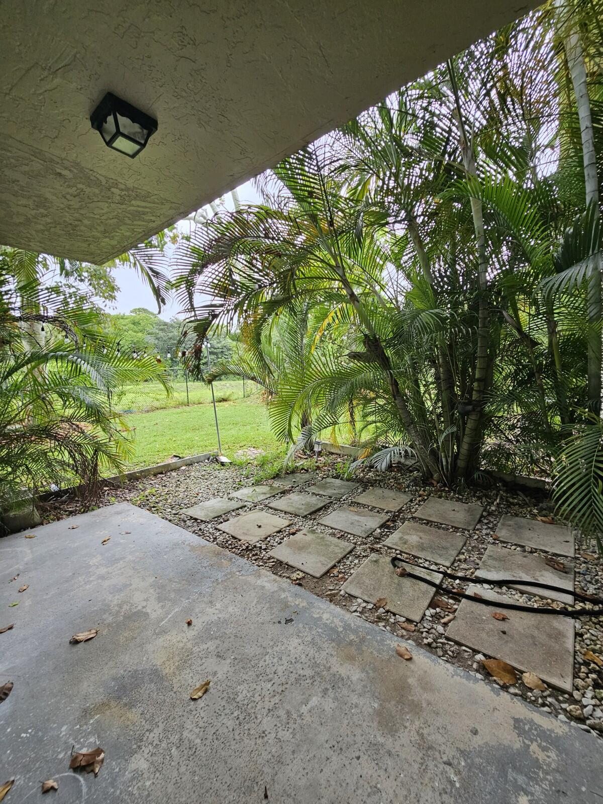 PALM BEACH PLACE CONDO - Residential Lease