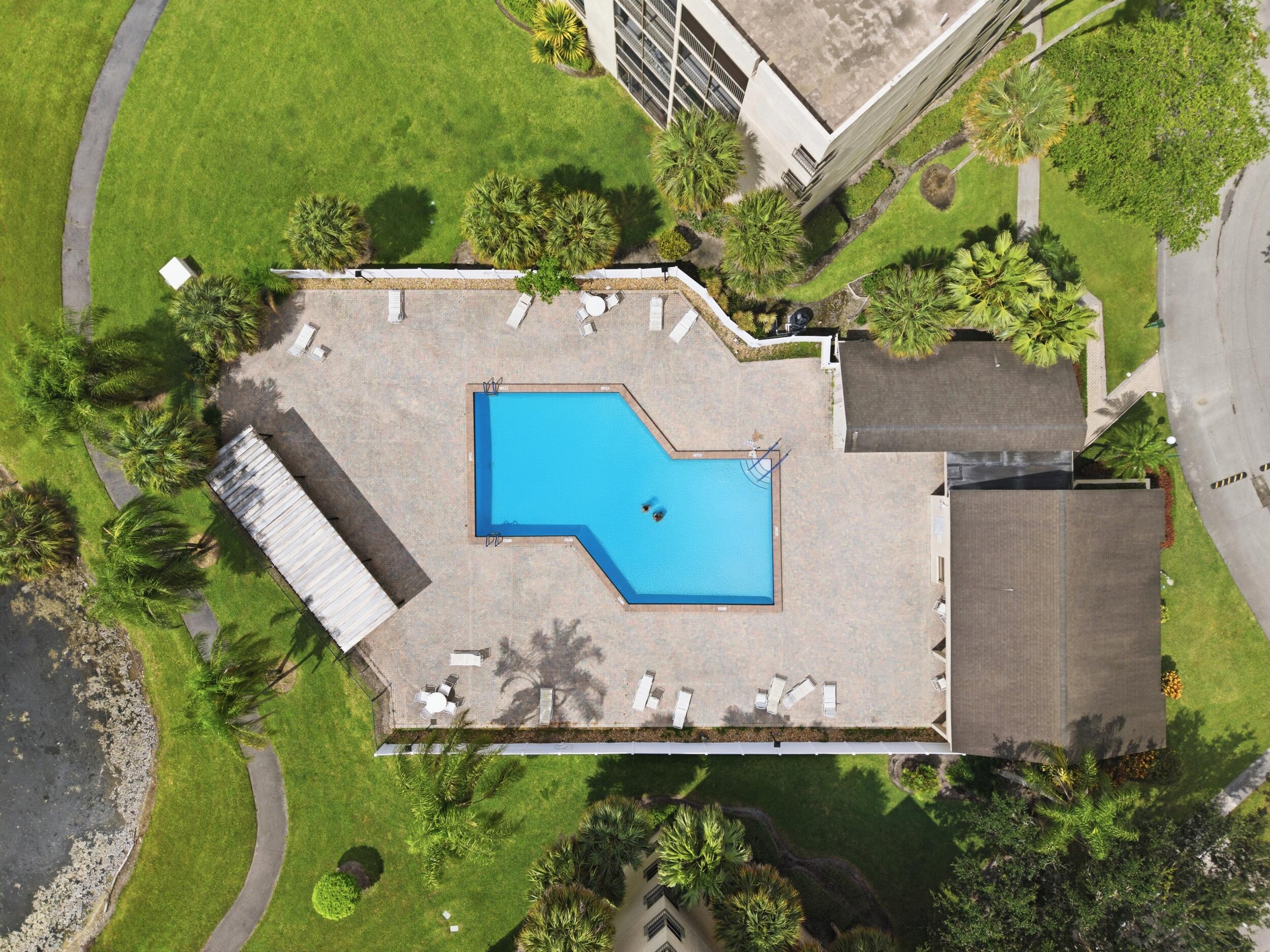 TRADEWINDS C CONDO - Residential