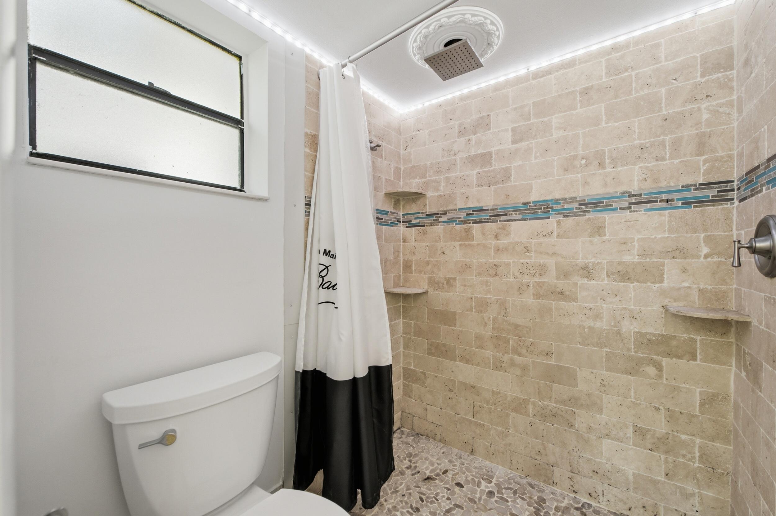 TRADEWINDS C CONDO - Residential