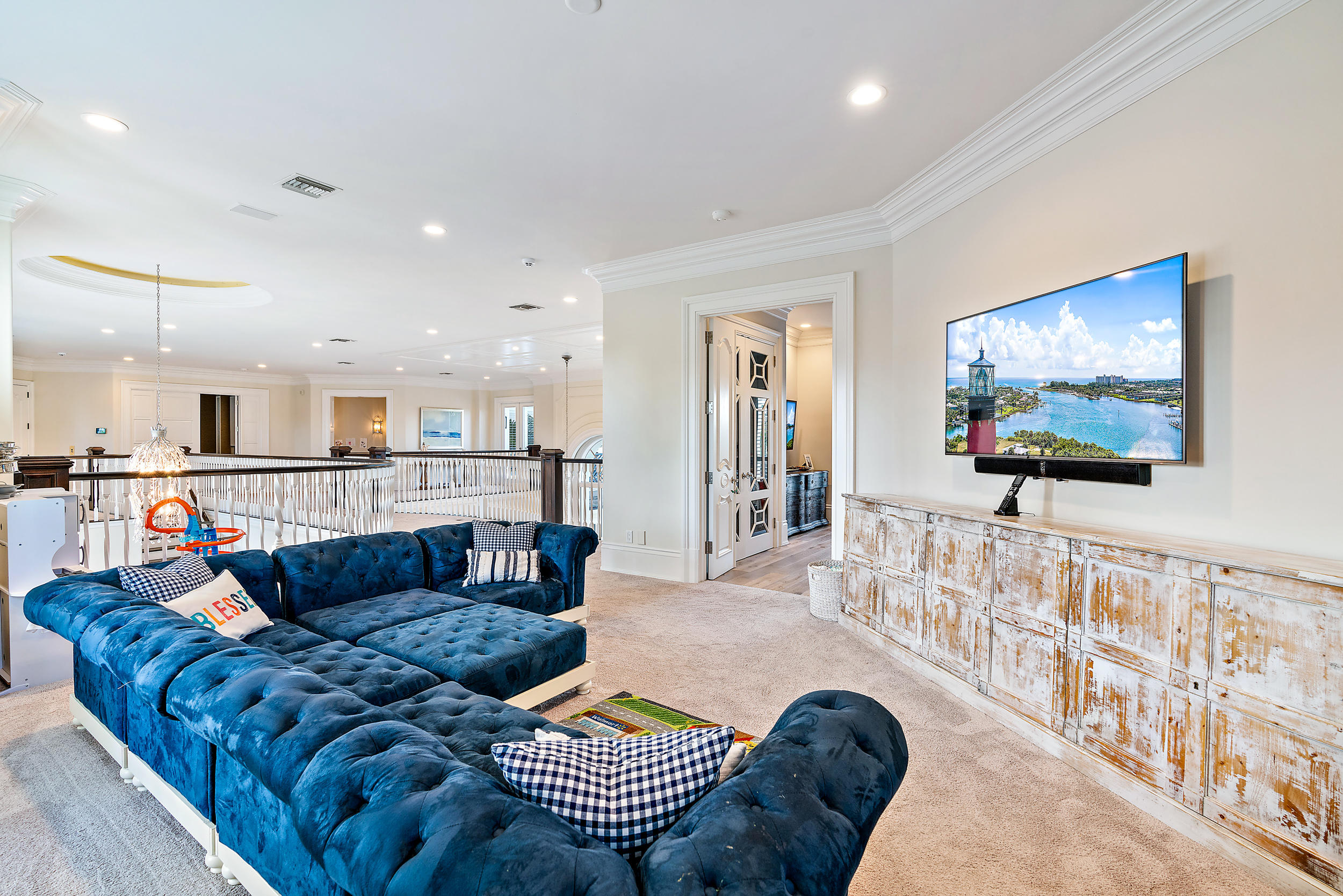 Admirals Cove - Residential
