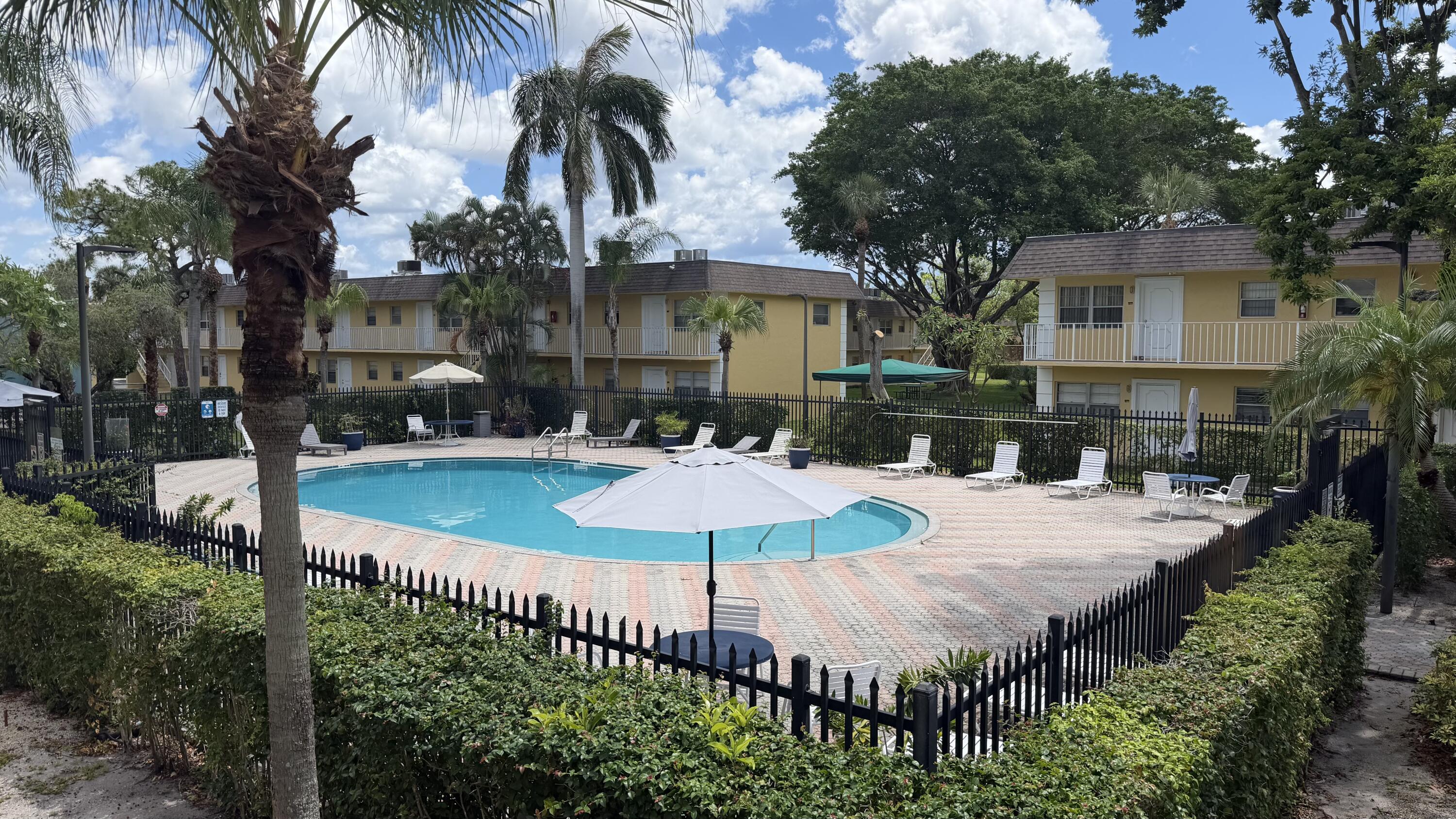 Welcome to this stunning, bright, and cozy 2nd floor condo! This Gorgeous unit has been updated in 2023/2024 with Waterproof Vinyl flooring, new kitchen/appliances, A/C and impact windows, Water Heater (6 months old). This meticulously maintained complex, residents have access to amenities including tennis courts, a sparkling pool, an exercise room, and more. Situated in a prime location close to shopping, dining, and entertainment, this beautiful condo offers everything you need for comfortable and convenient living. Don't miss out on this gem! Investors are welcome. 40 year certification is completed.