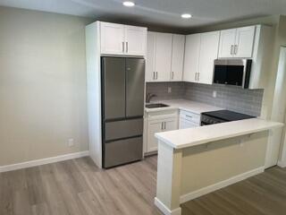 VILLAGE PARK AT OAKLAND CONDO - Residential