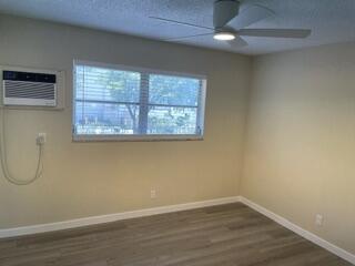 VILLAGE PARK AT OAKLAND CONDO - Residential