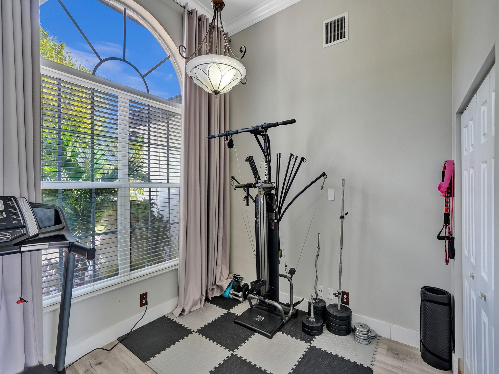 Royal Land Amd 132-20 B - Residential