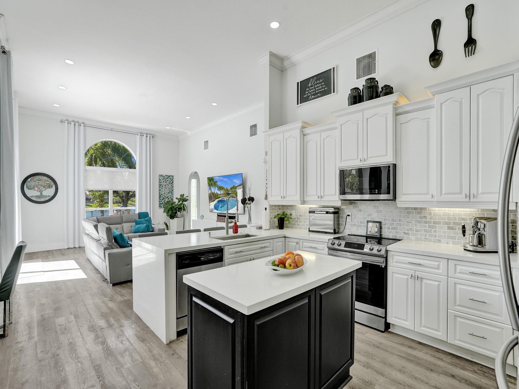 Royal Land Amd 132-20 B - Residential