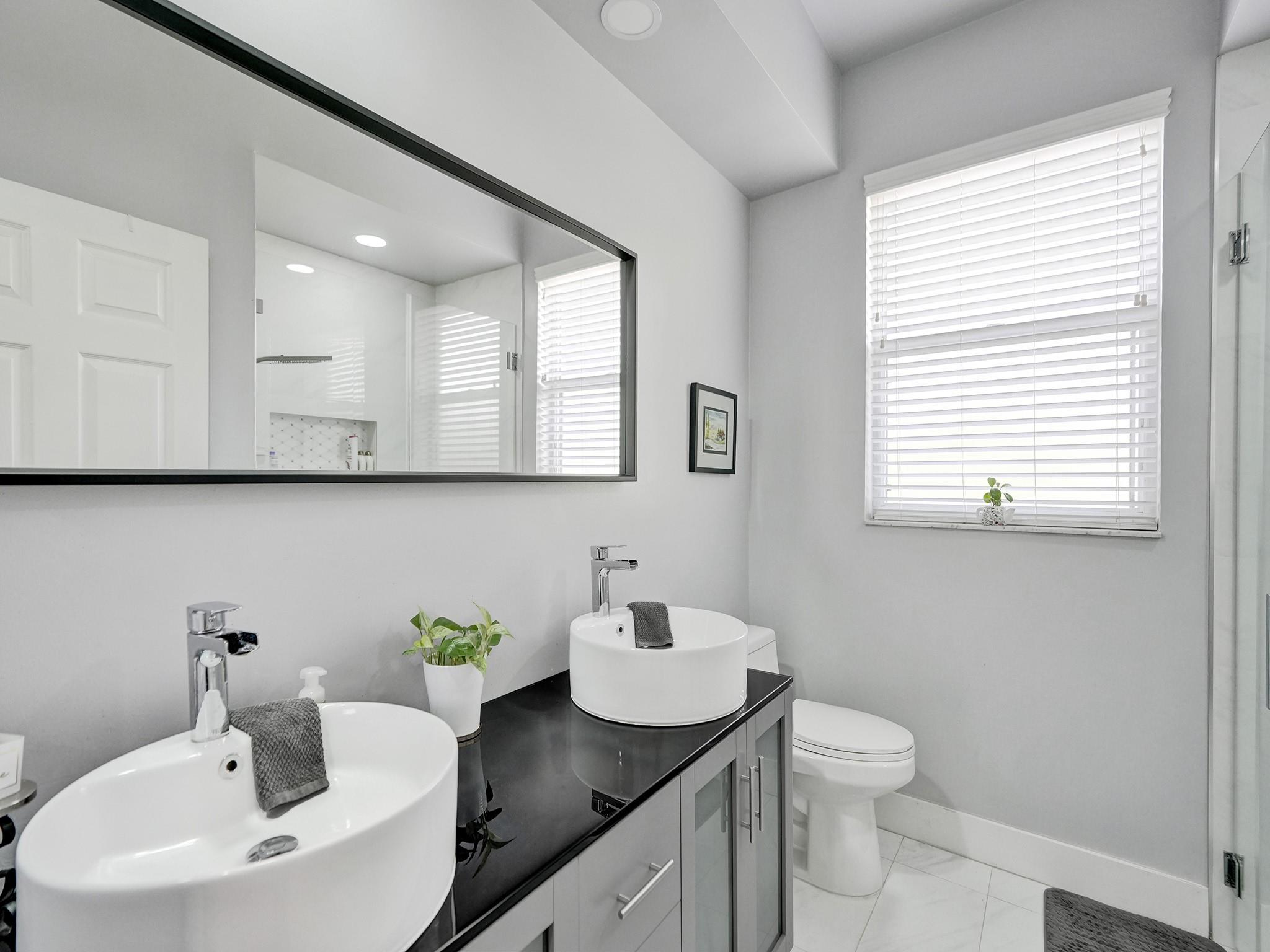 Royal Land Amd 132-20 B - Residential