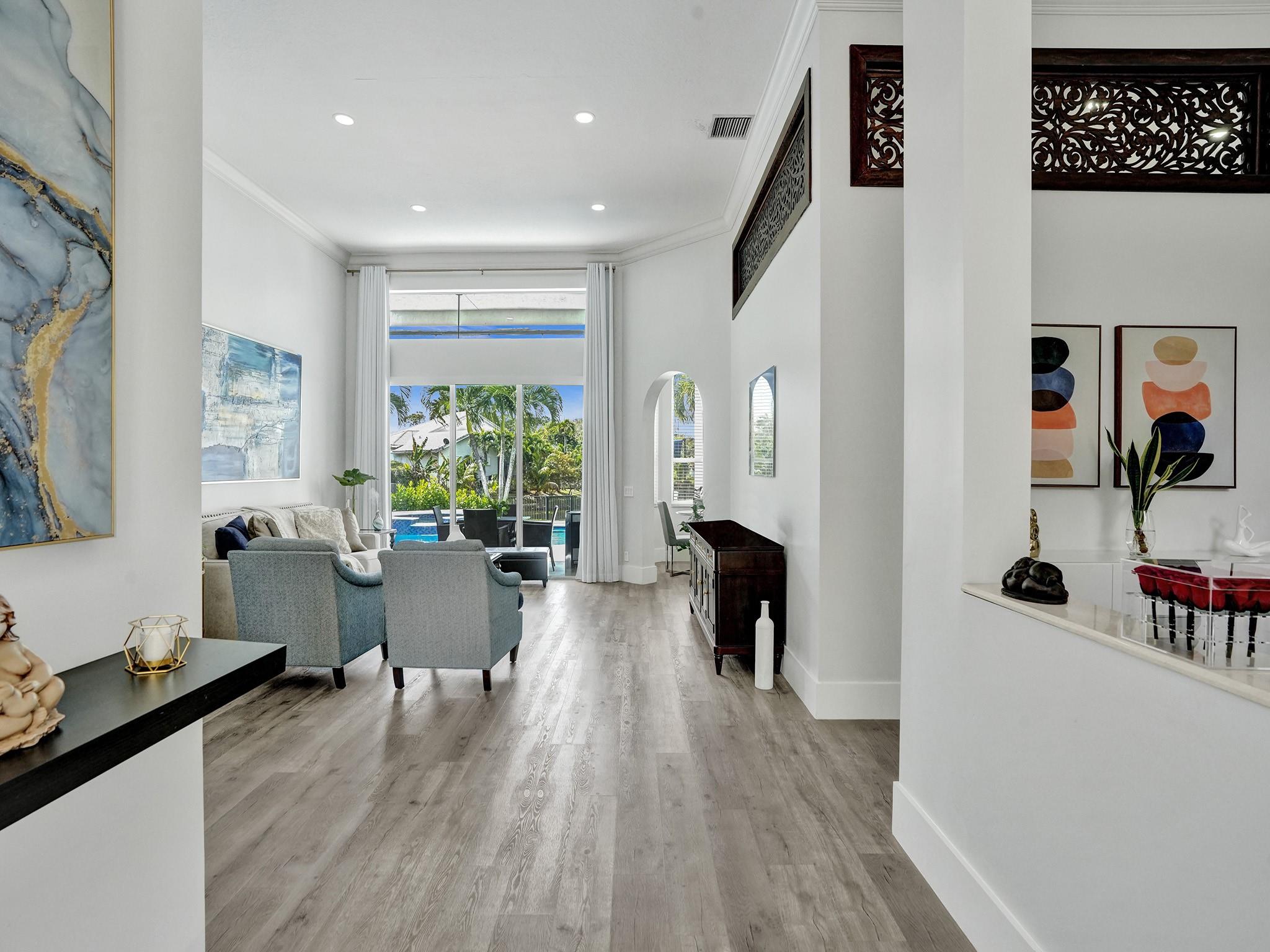 Royal Land Amd 132-20 B - Residential