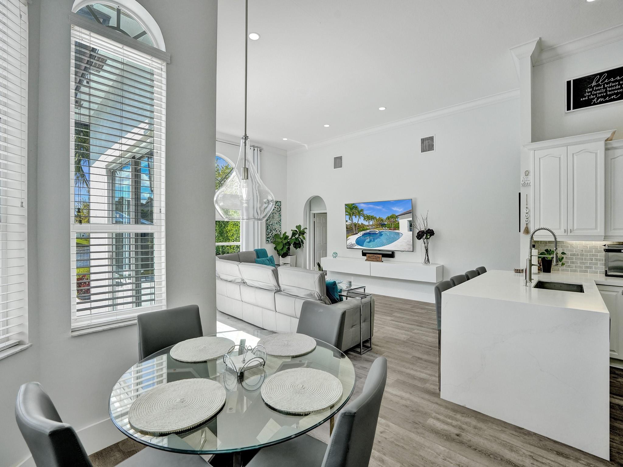 Royal Land Amd 132-20 B - Residential