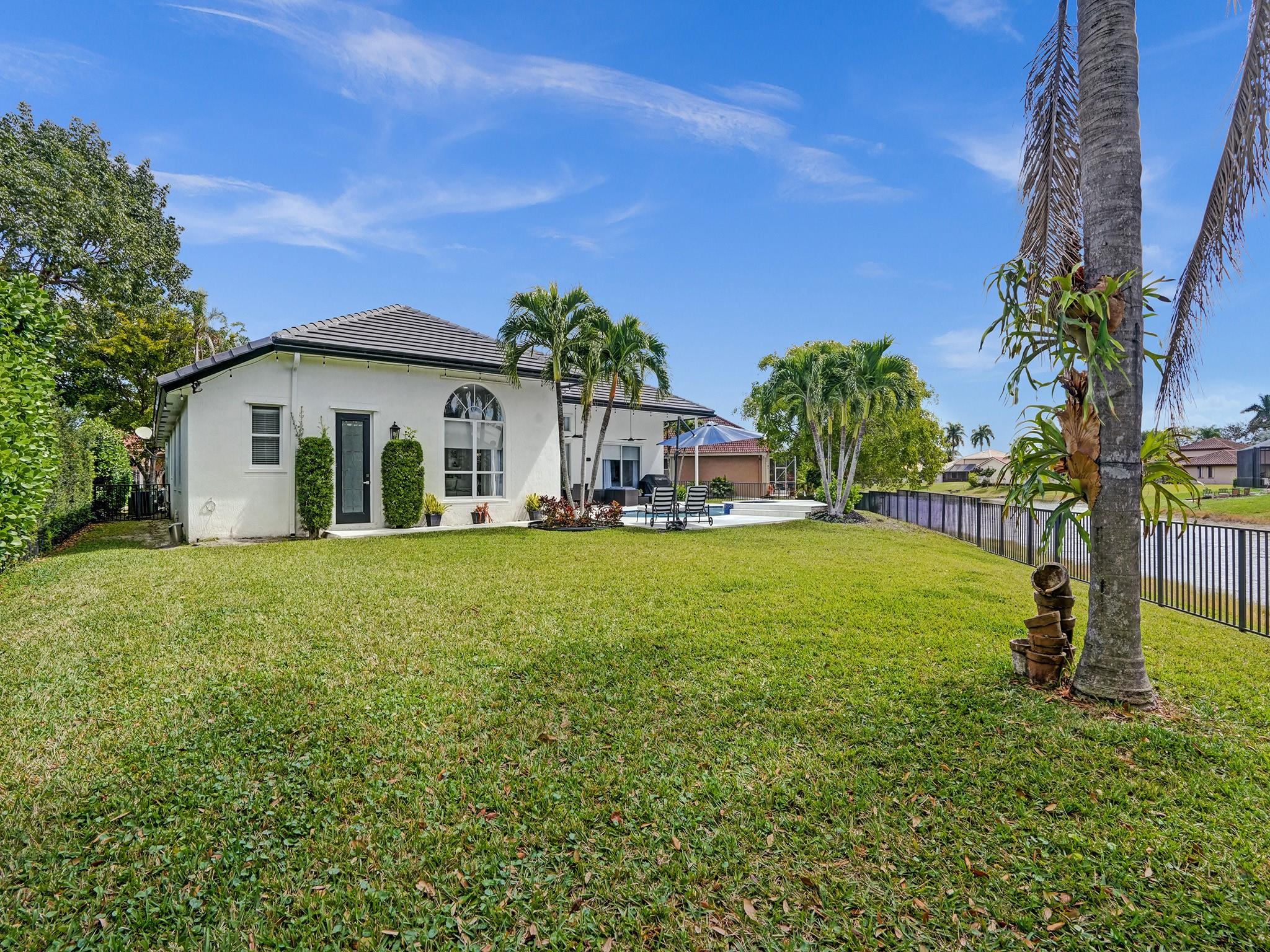 Royal Land Amd 132-20 B - Residential