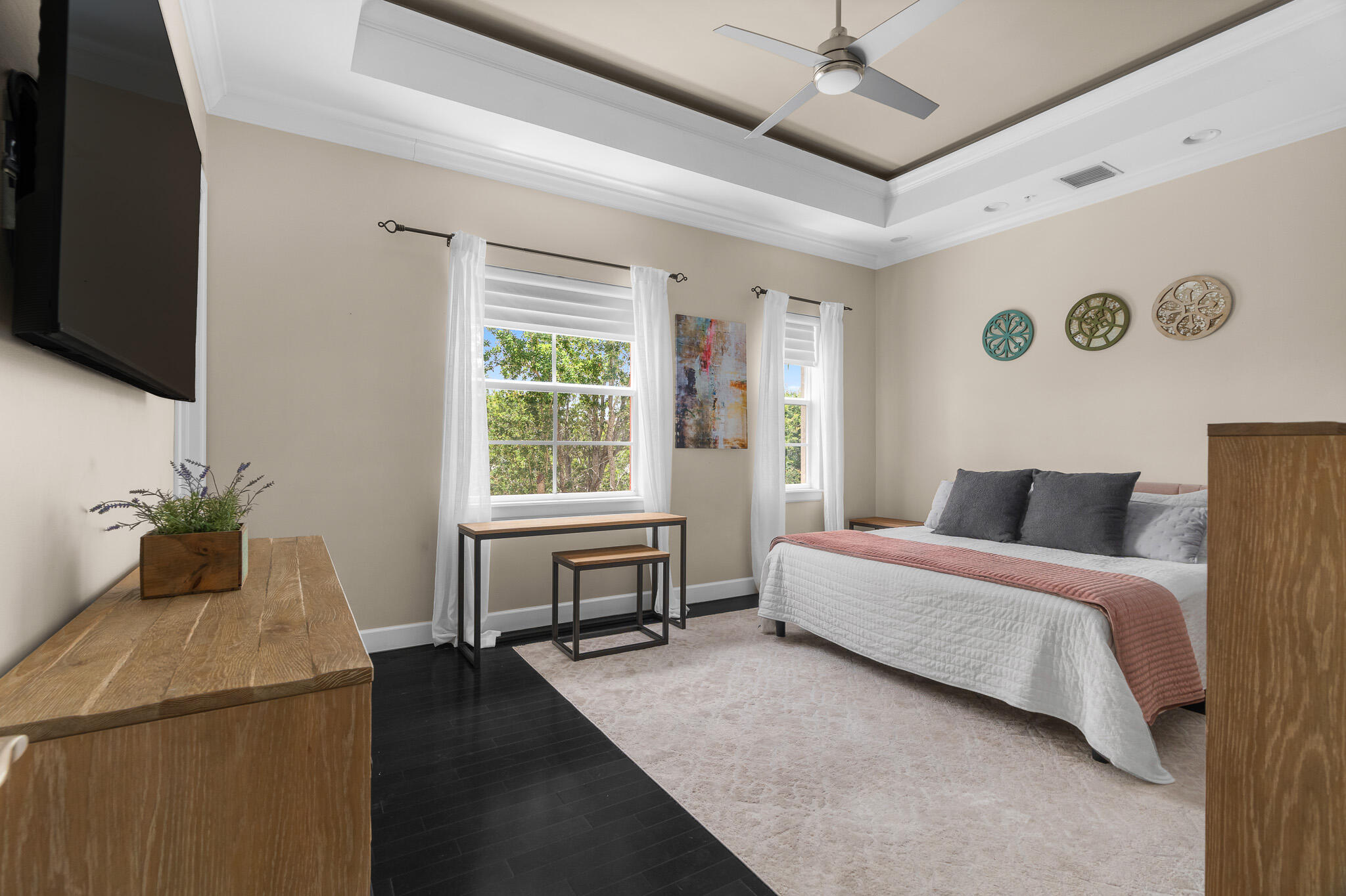 CANNERY ROW - Residential