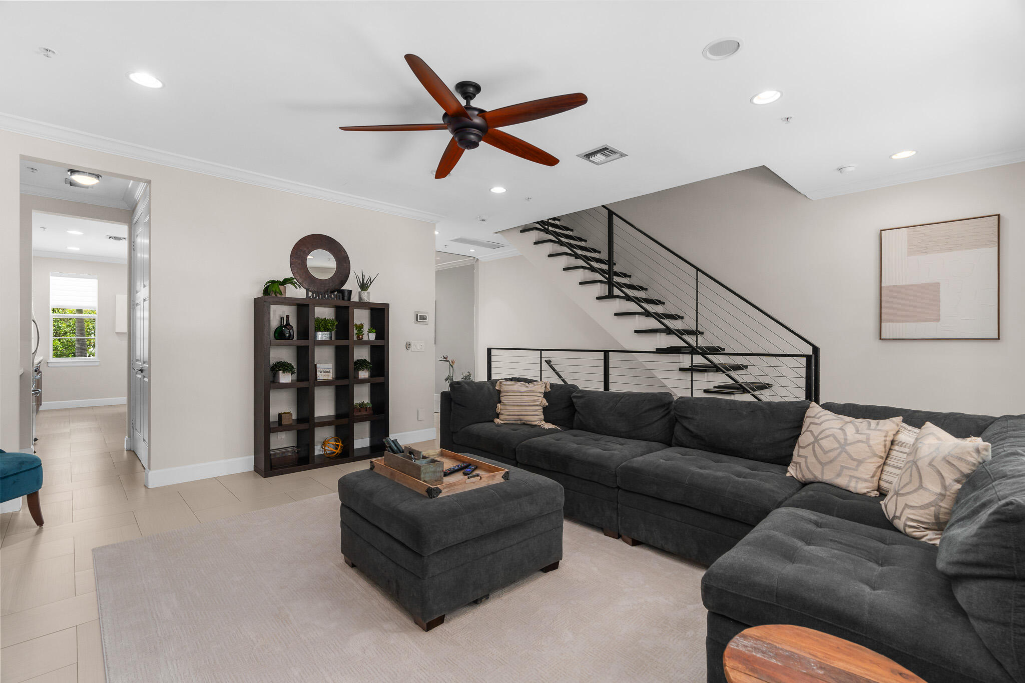 CANNERY ROW - Residential