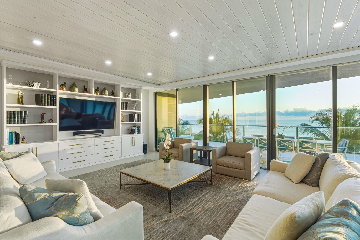 Sabbia Beach - Residential