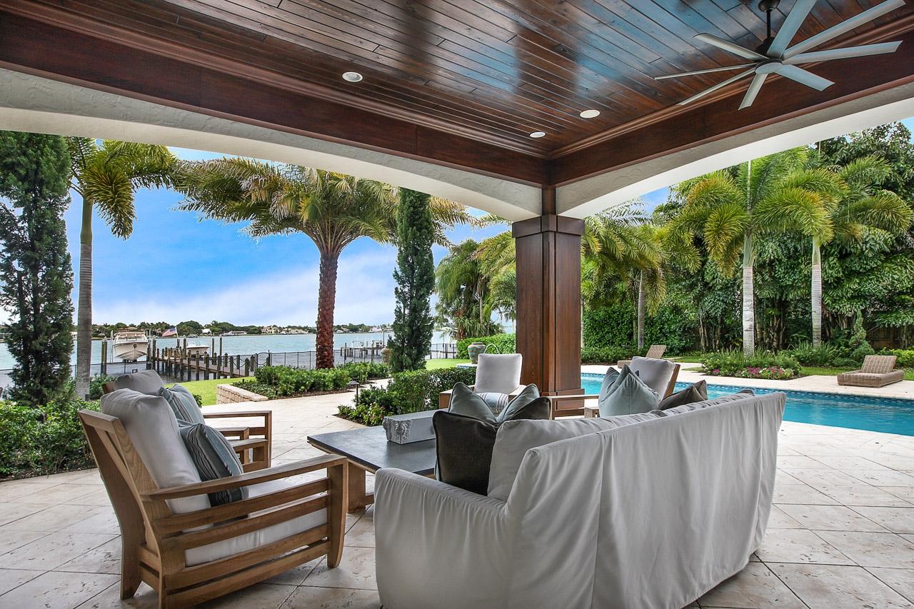 PENNOCK POINT - Residential