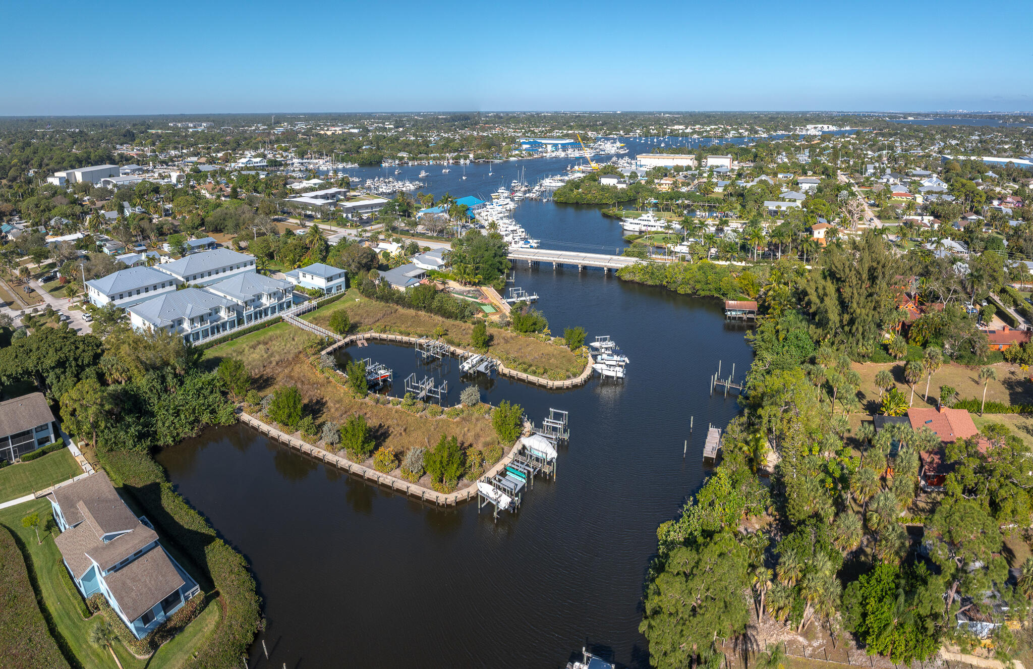 MANATEE ISLES - Residential