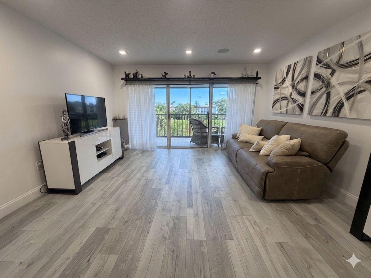 FOUNTAINS OF PALM BEACH CONDO 5 - Residential Lease