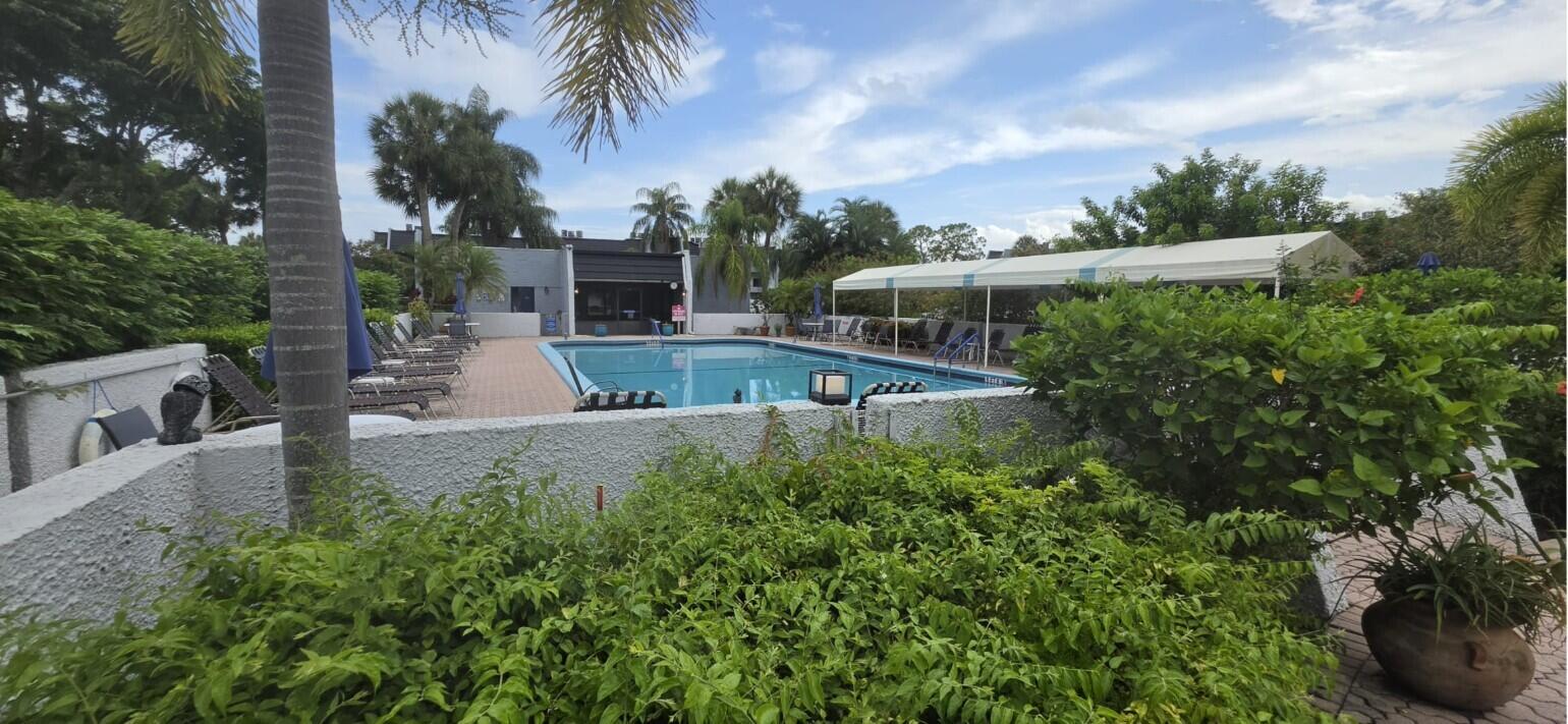 FOUNTAINS OF PALM BEACH CONDO 5 - Residential Lease