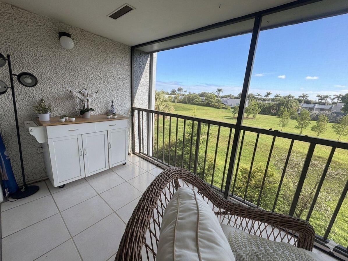 FOUNTAINS OF PALM BEACH CONDO 5 - Residential Lease