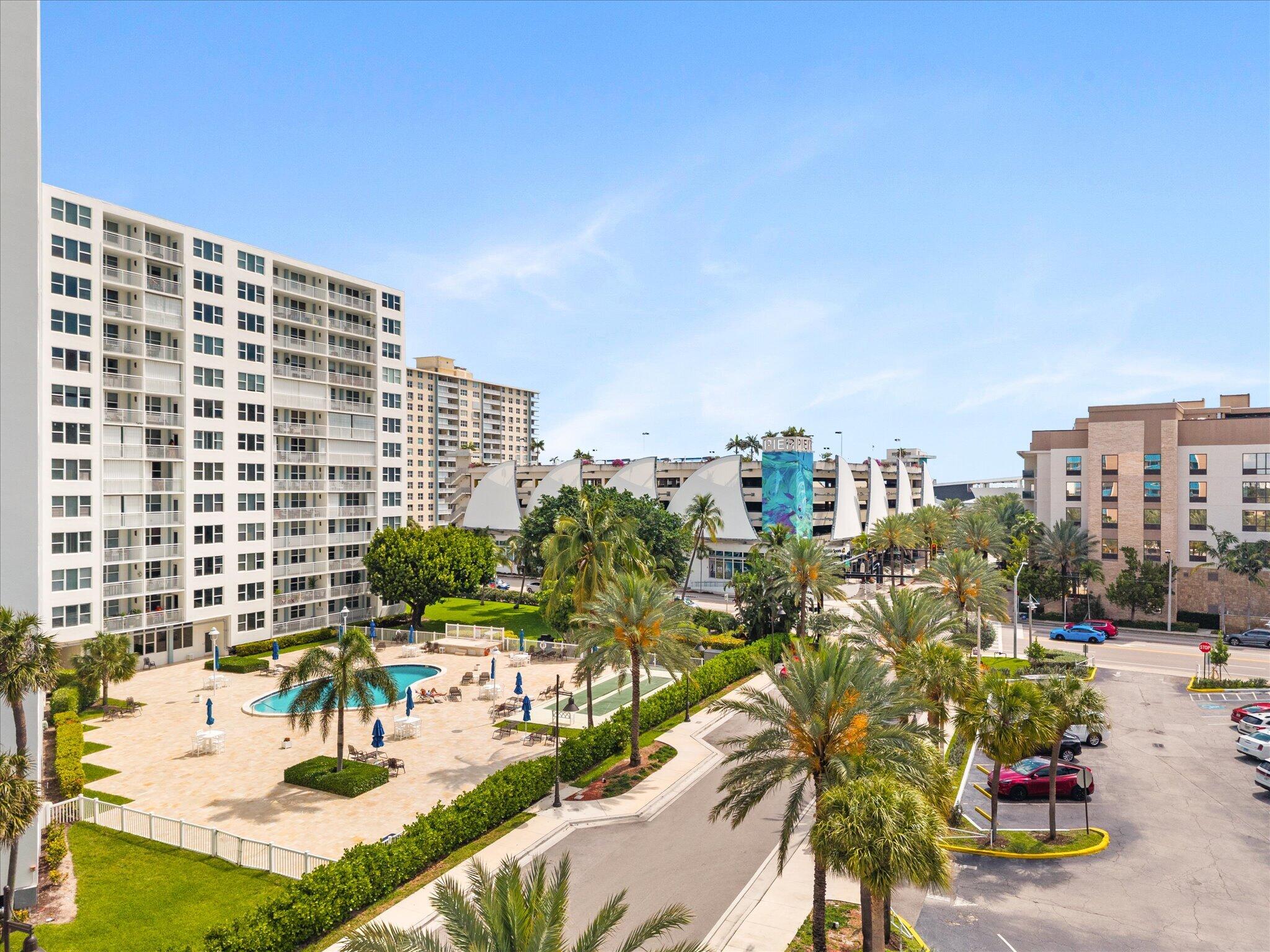 GRANADA HOUSE CONDOMINIUM - Residential