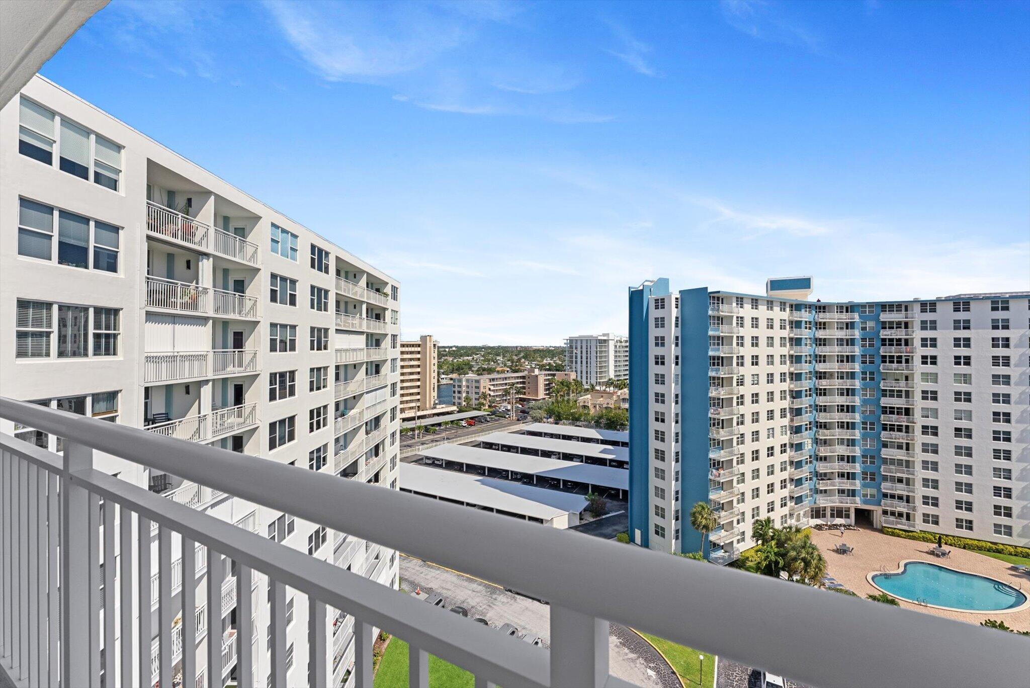 GRANADA HOUSE CONDOMINIUM - Residential
