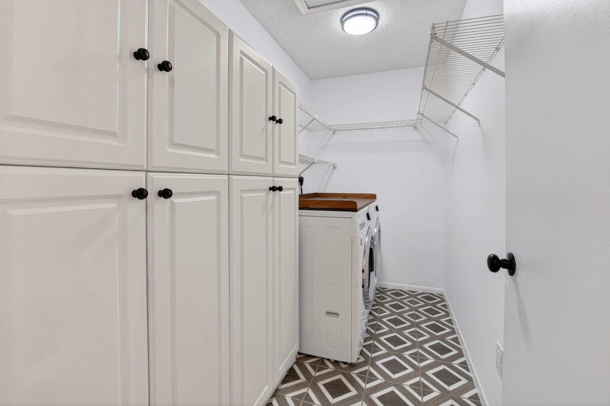 RIVER OAKS, SANDALFOOT COVE SEC 12 - Residential