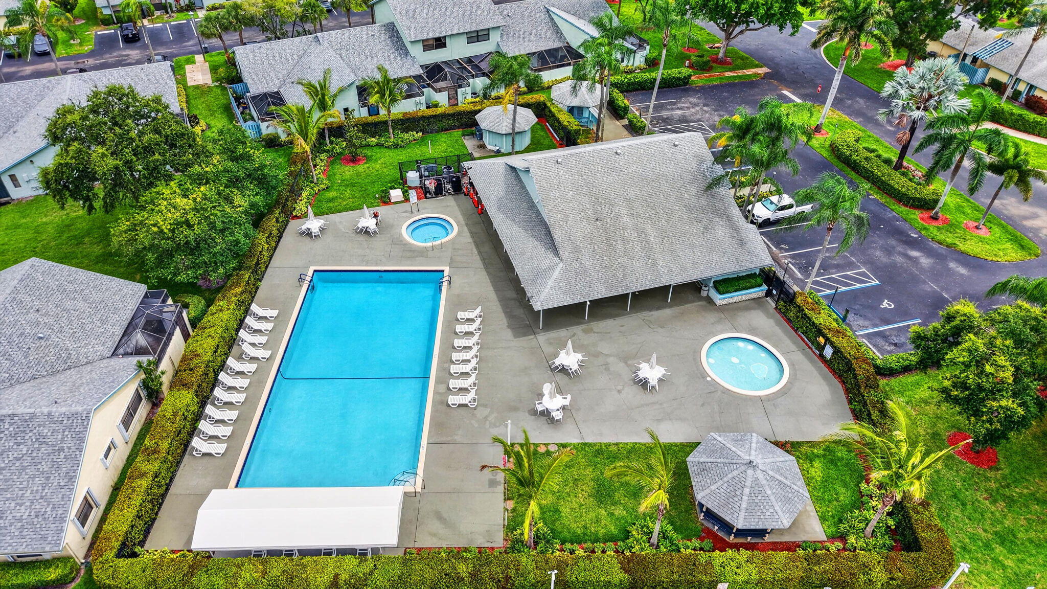 RIVER OAKS, SANDALFOOT COVE SEC 12 - Residential