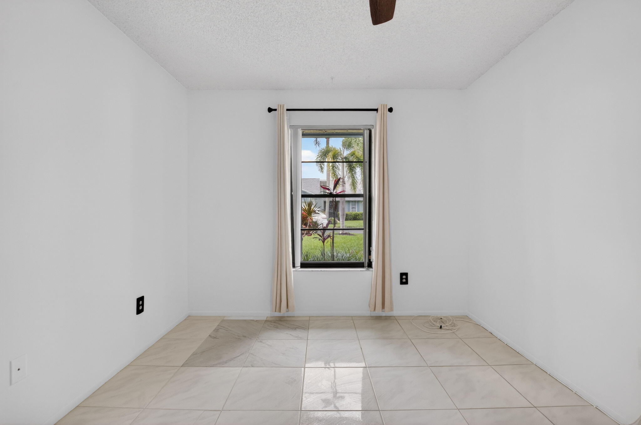 RIVER OAKS, SANDALFOOT COVE SEC 12 - Residential