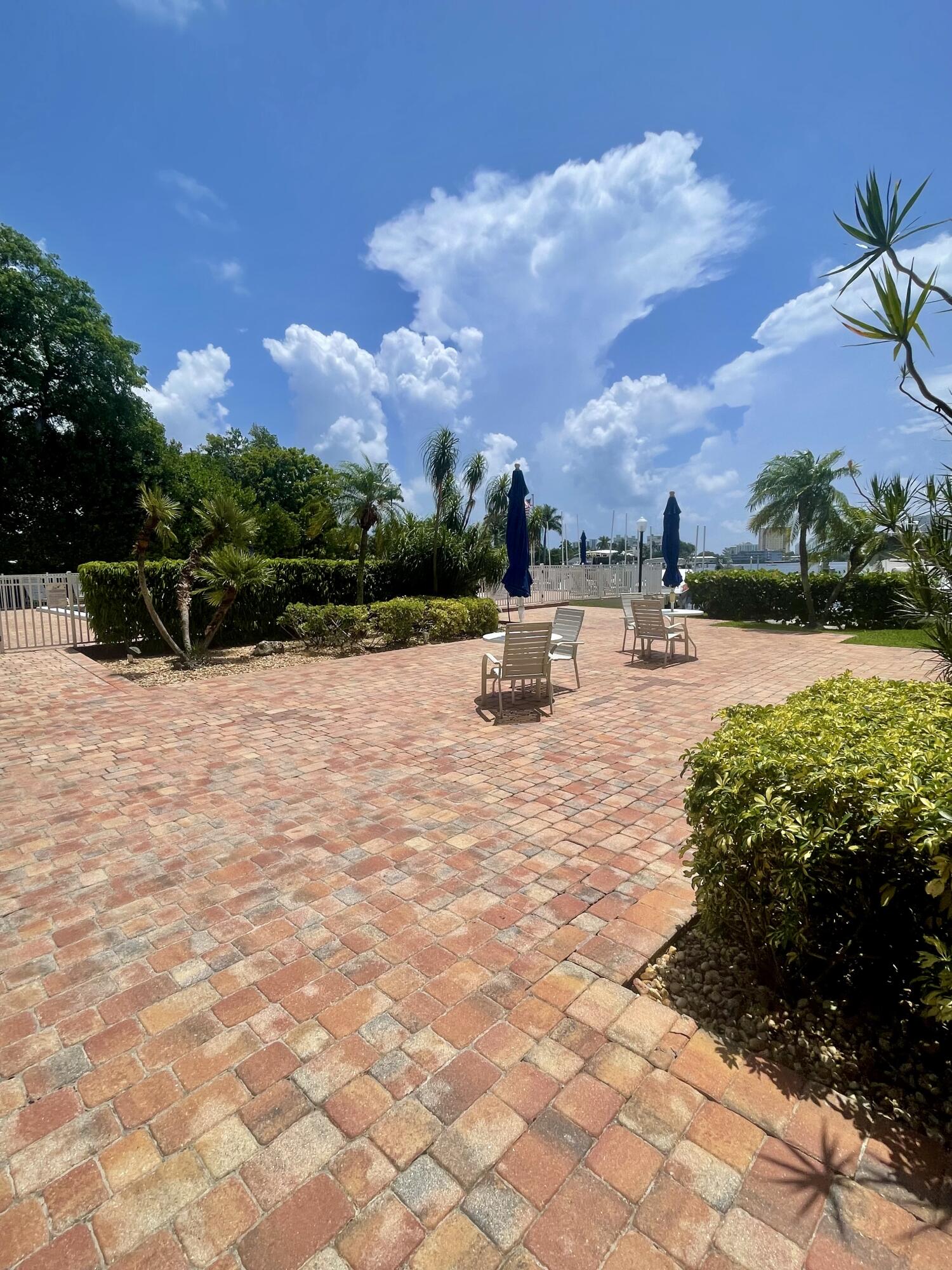 BAY YACHT CLUB CONDO - Residential Lease