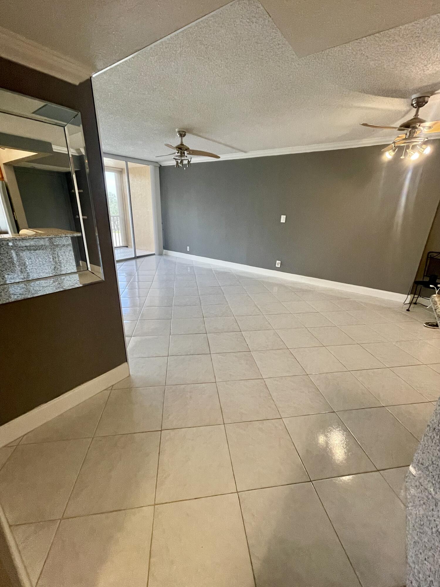BAY YACHT CLUB CONDO - Residential Lease