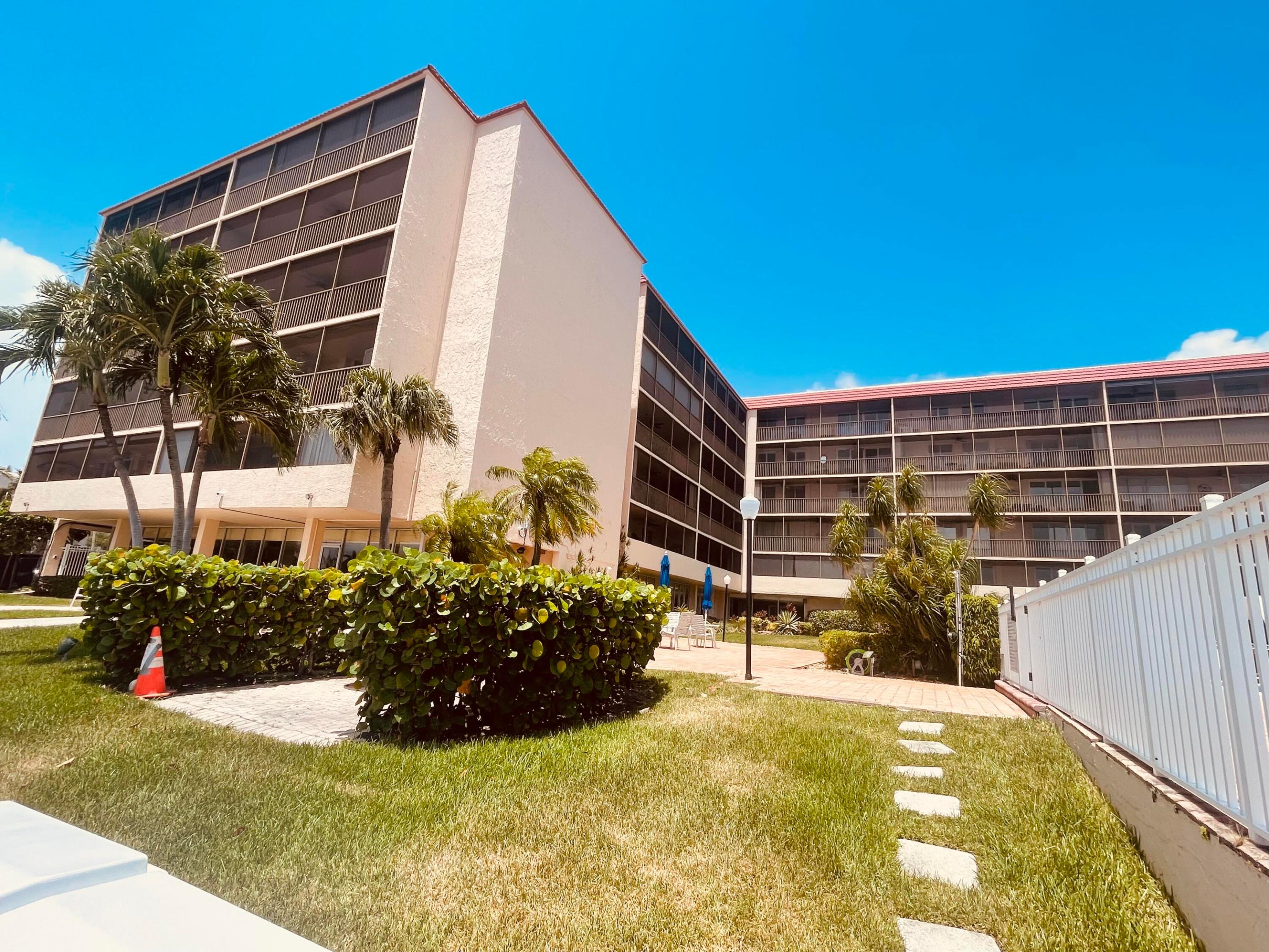 BAY YACHT CLUB CONDO - Residential Lease