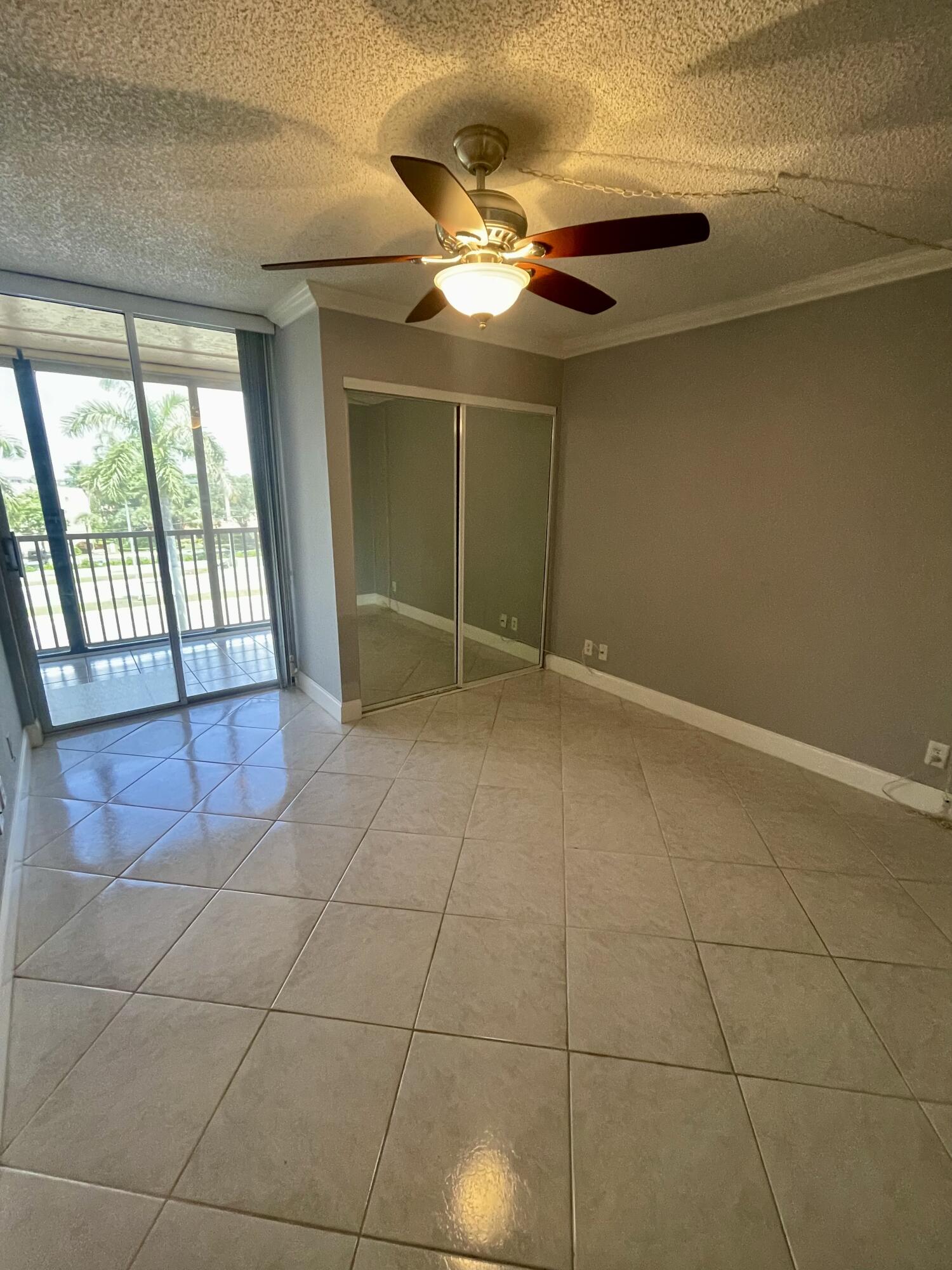 BAY YACHT CLUB CONDO - Residential Lease