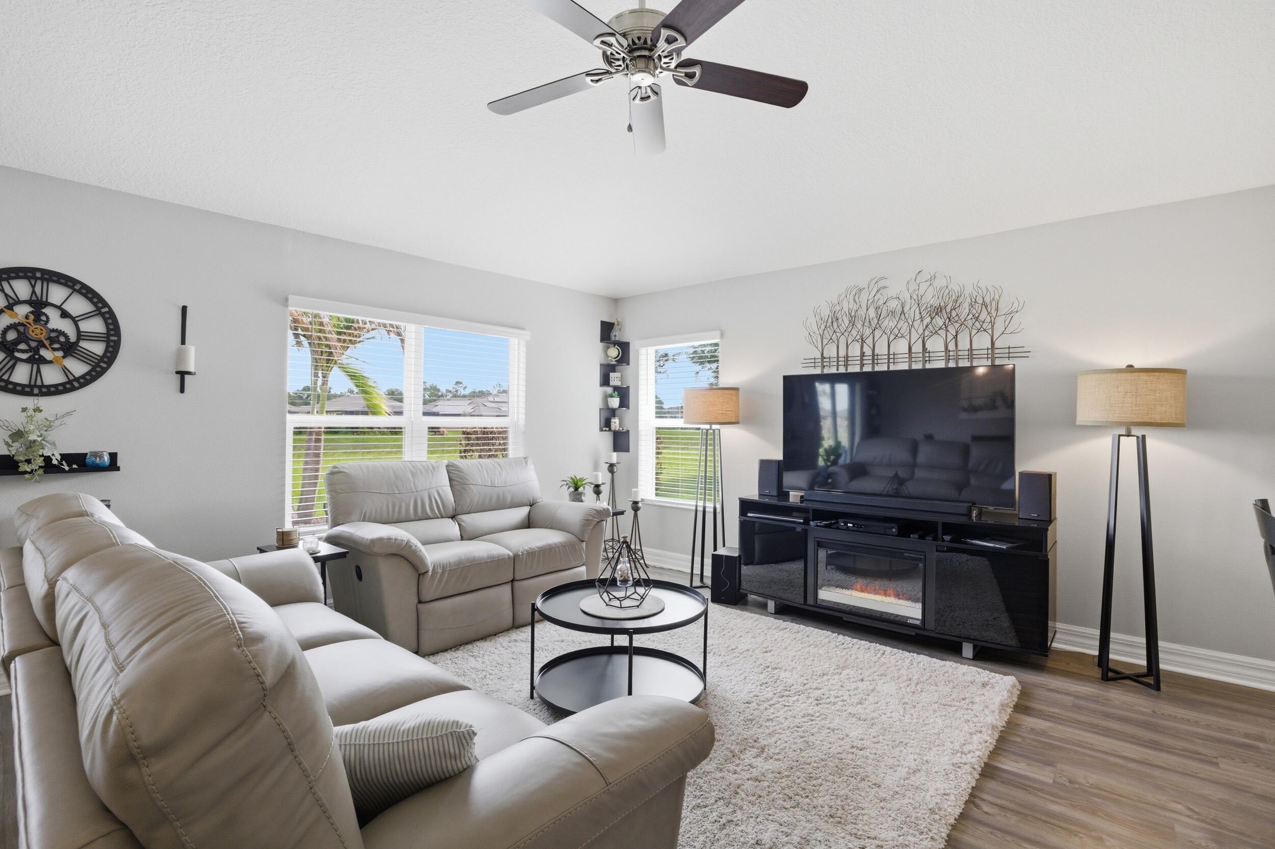 PINE TRACE THIRD REPLAT - Residential
