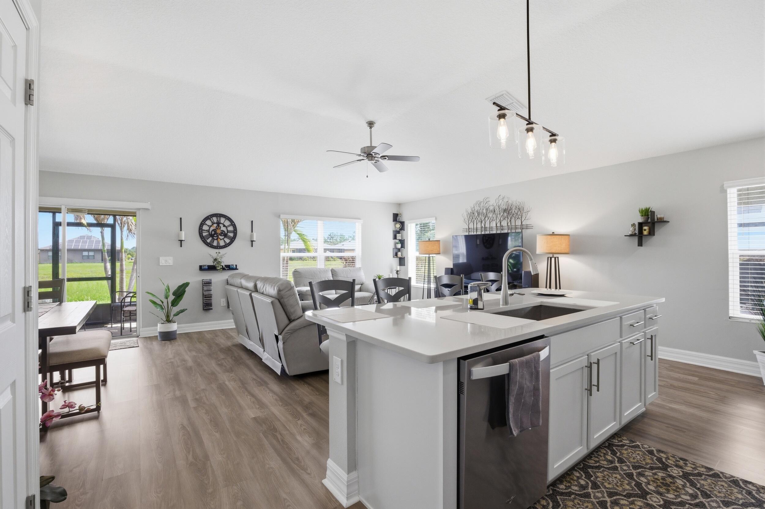 PINE TRACE THIRD REPLAT - Residential