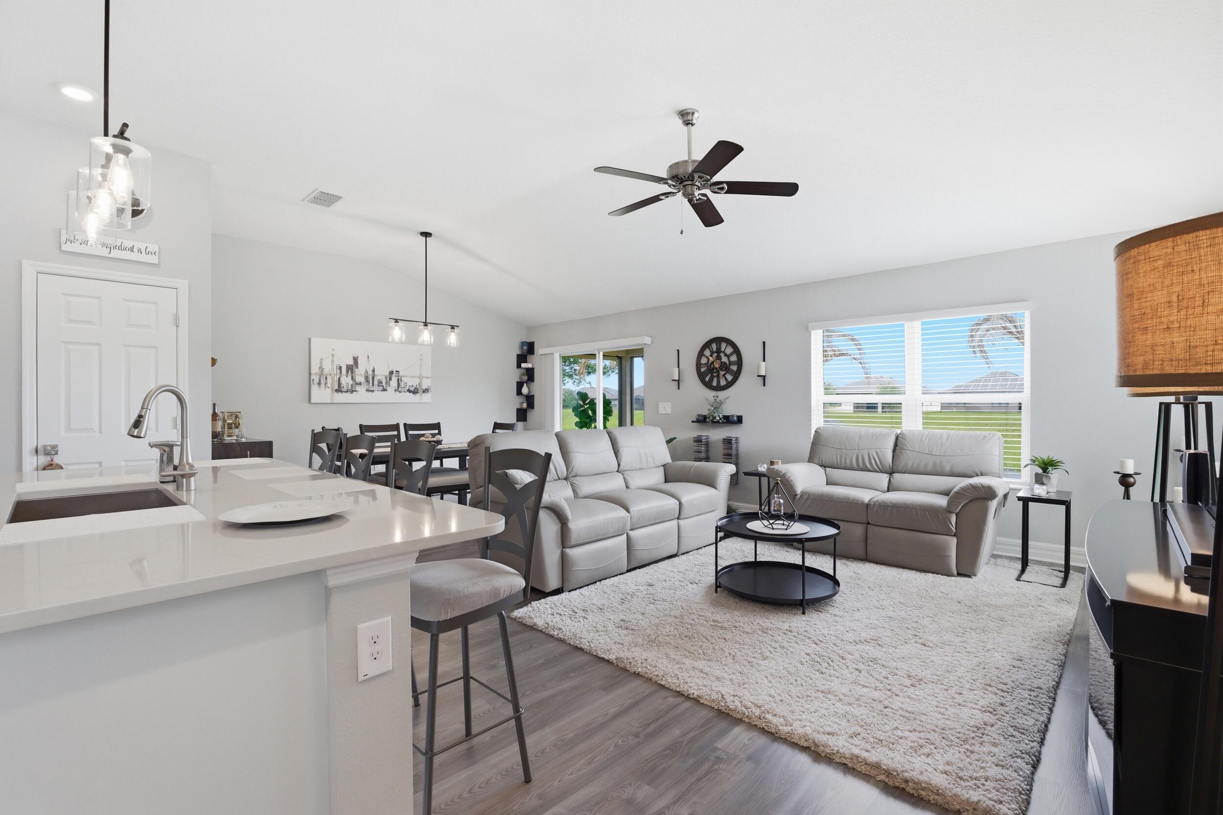 PINE TRACE THIRD REPLAT - Residential