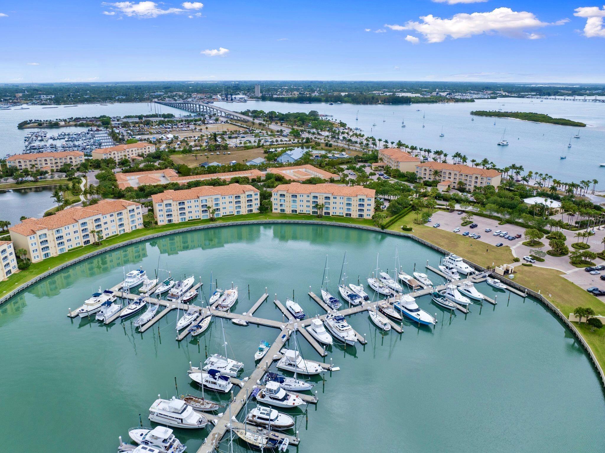HARBOUR ISLE AT HUTCHINSON ISLAND WEST - Residential